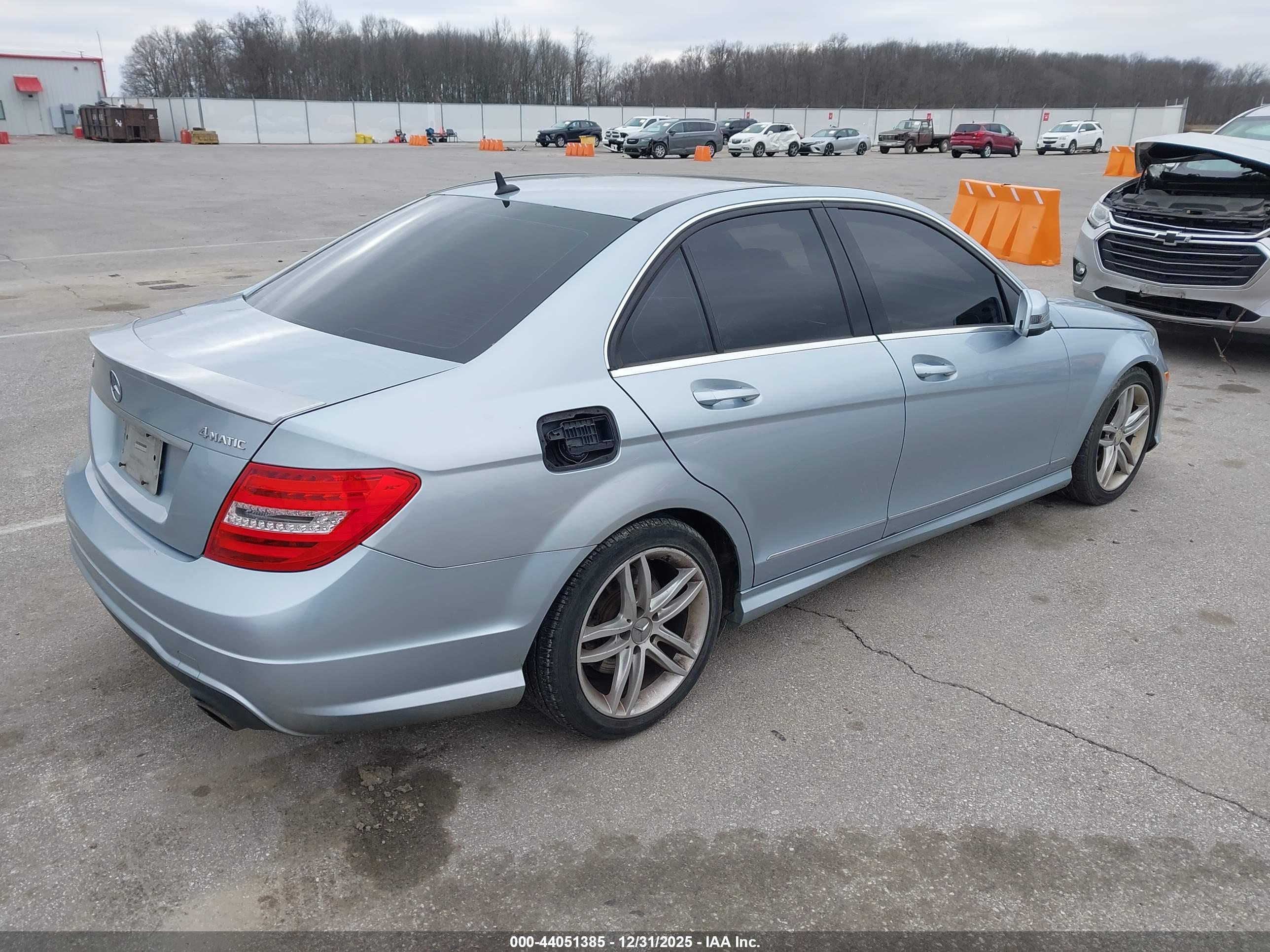MERCEDES-BENZ C image 4
