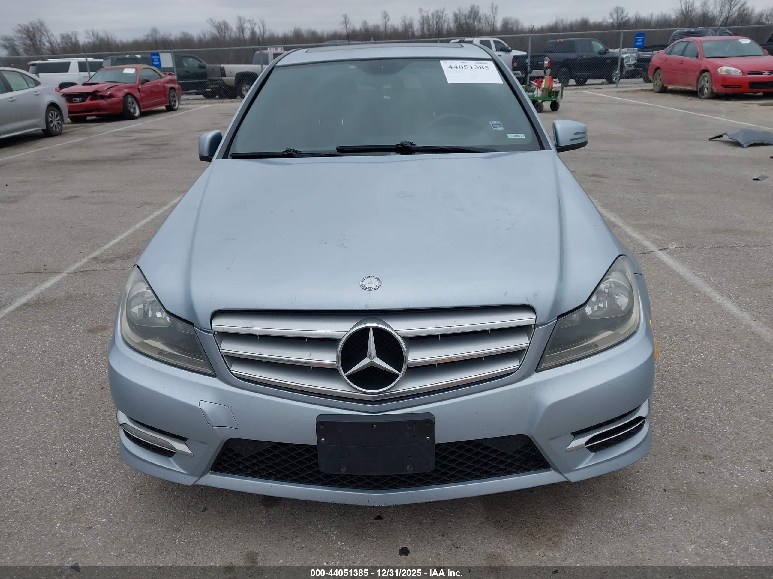 MERCEDES-BENZ C image 6
