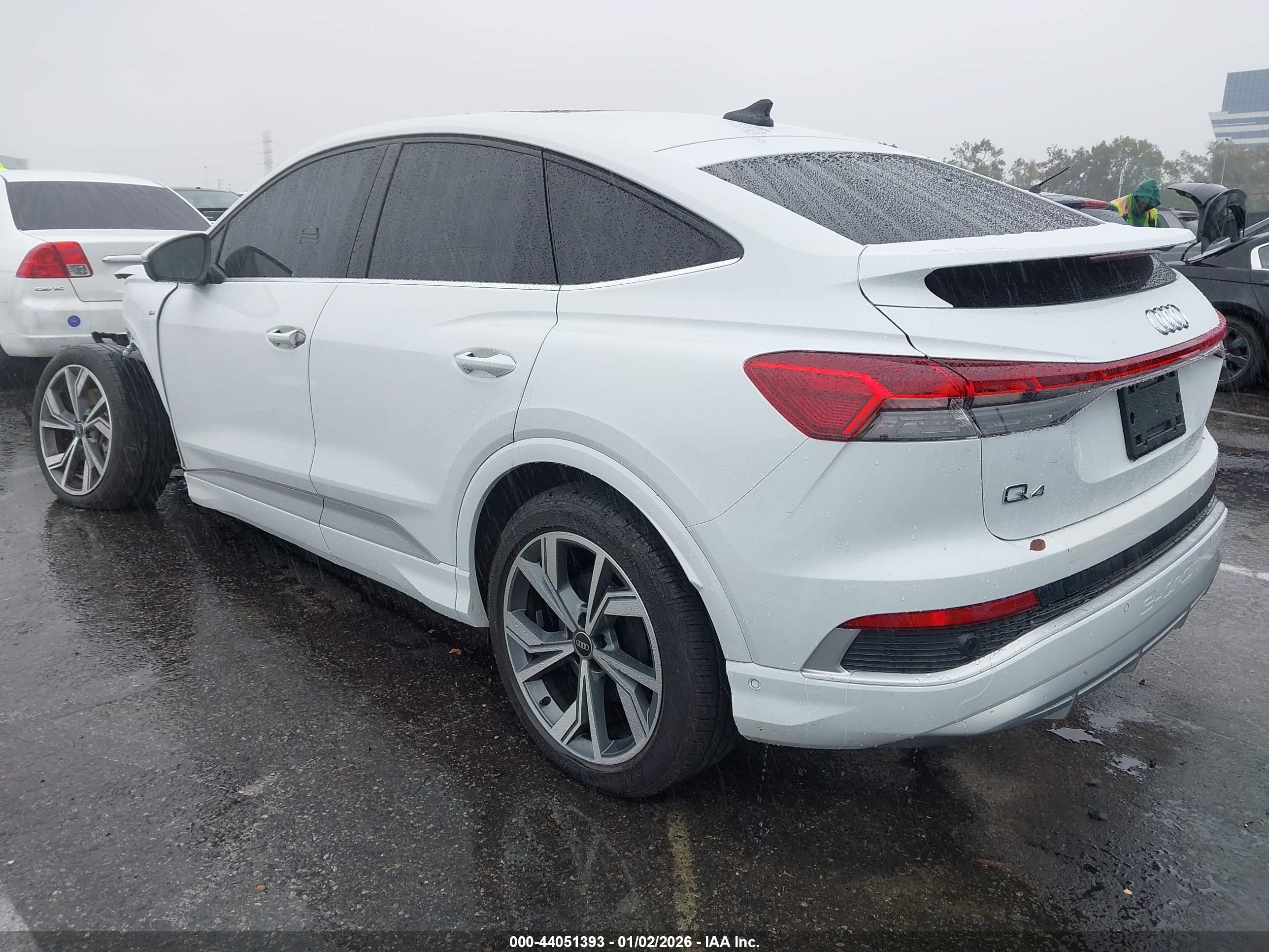 AUDI Q4 image 3