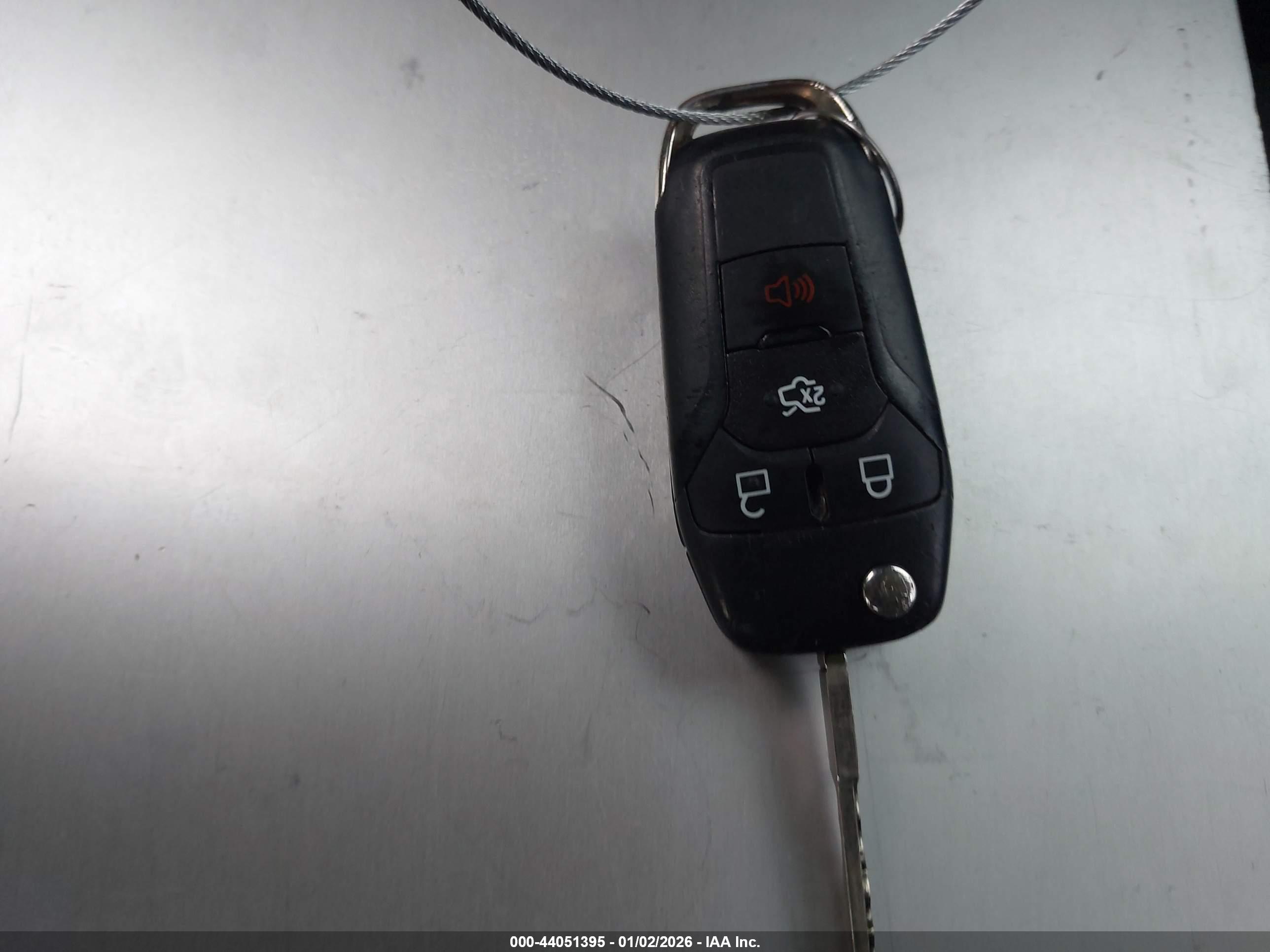 FORD FUSION image 11