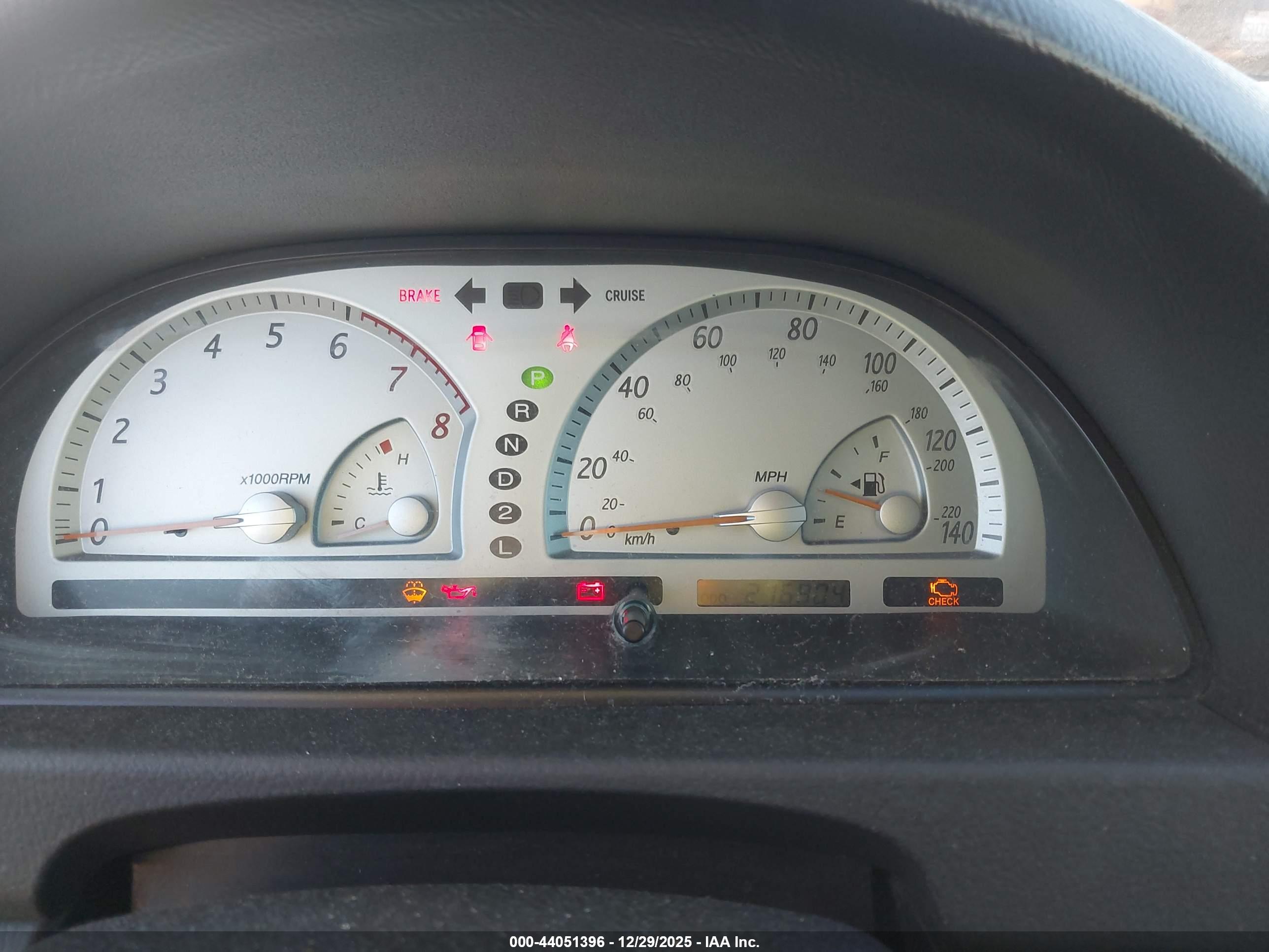 TOYOTA CAMRY image 7