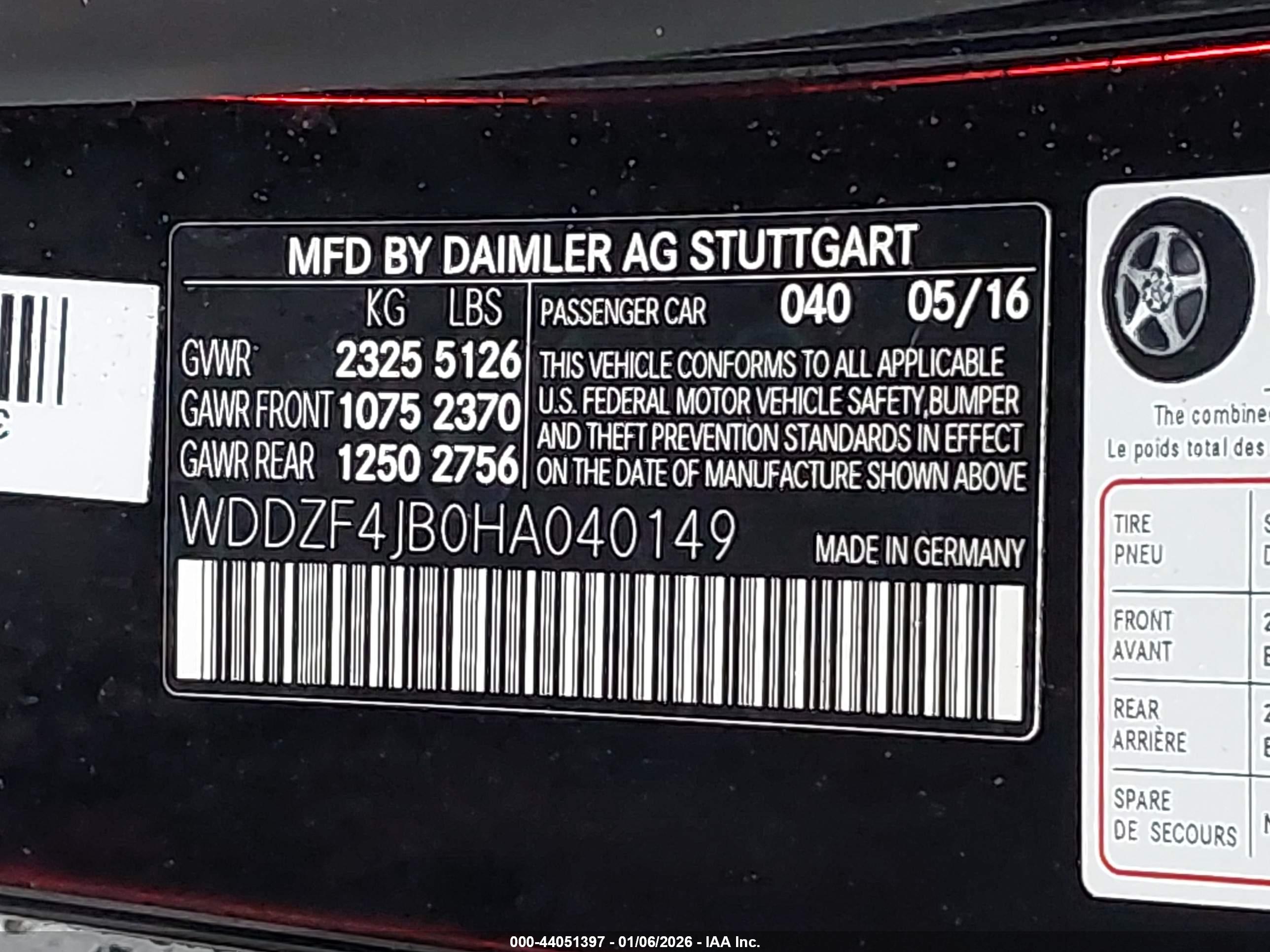 MERCEDES-BENZ E image 9