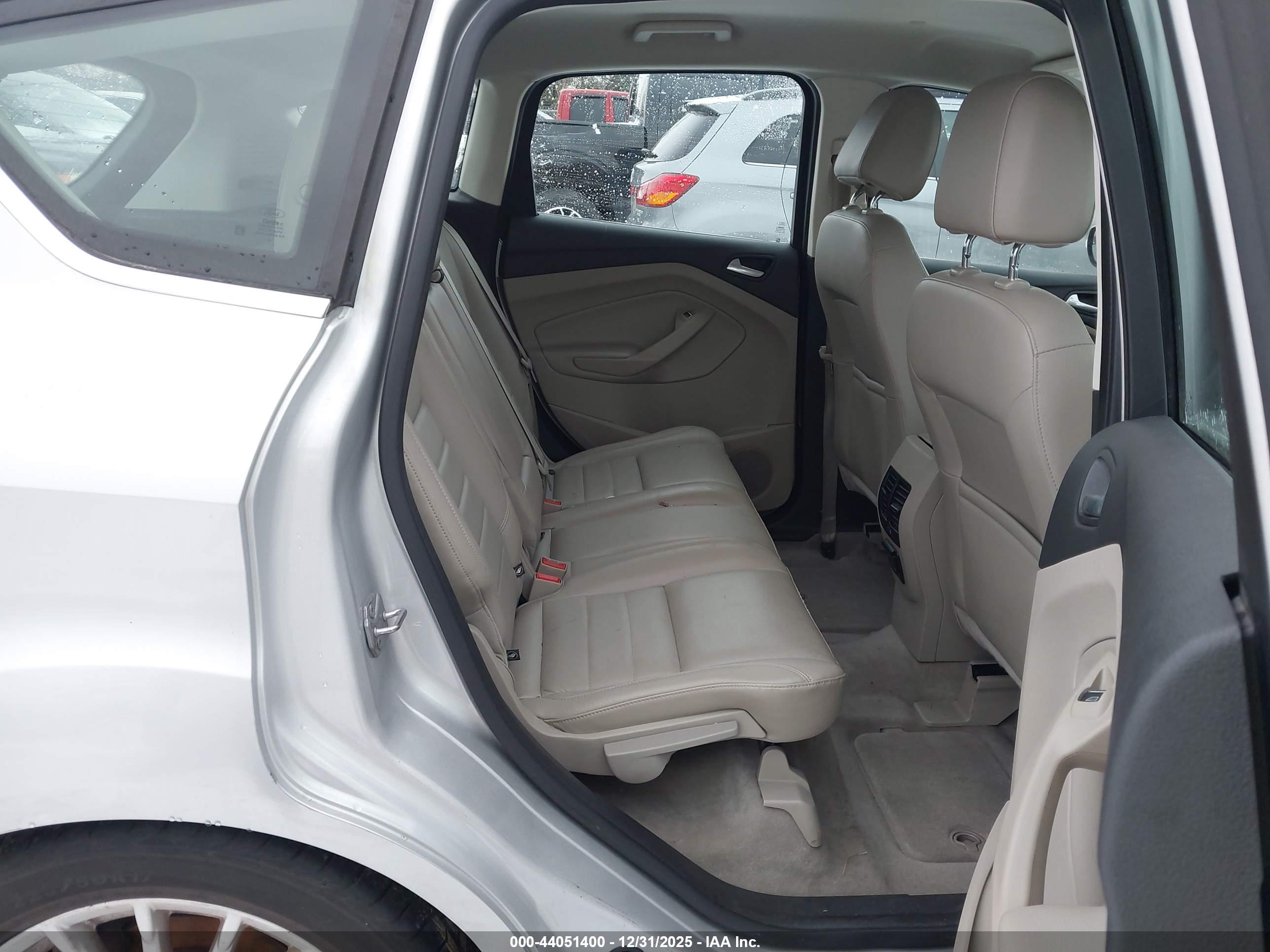 FORD C-MAX image 8