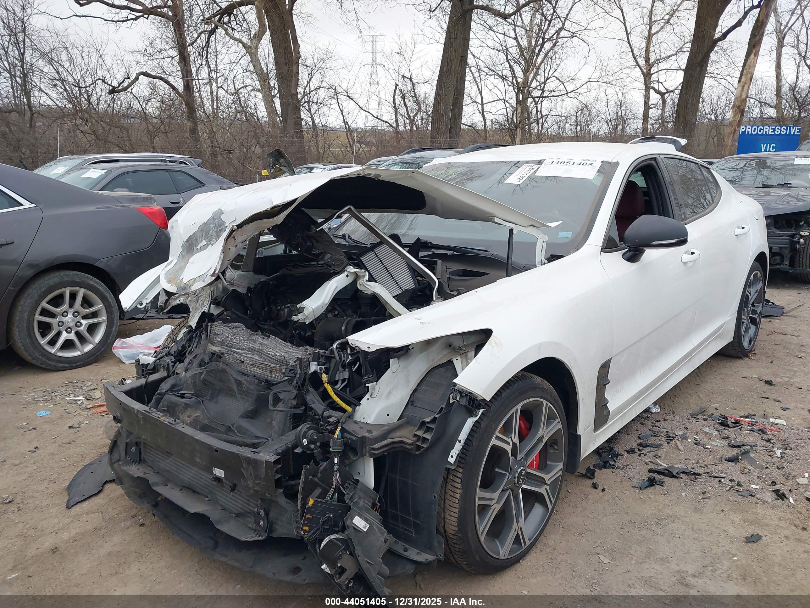 KIA STINGER image 2