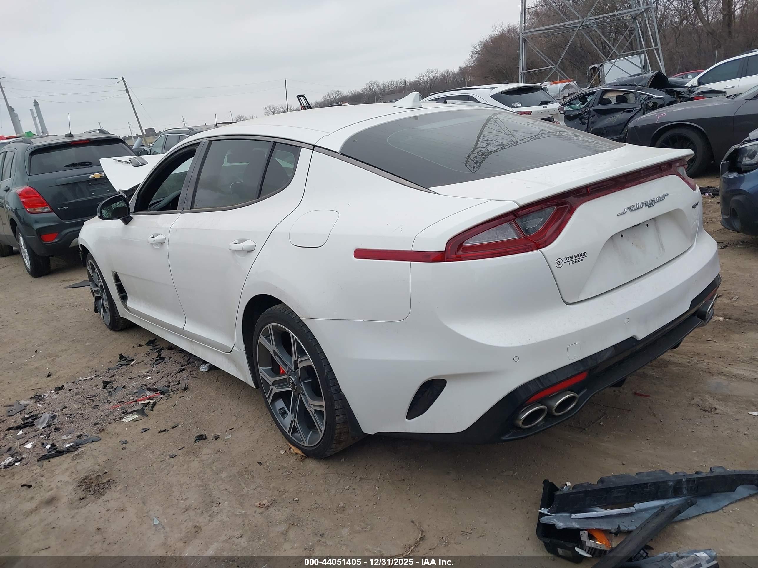 KIA STINGER image 3