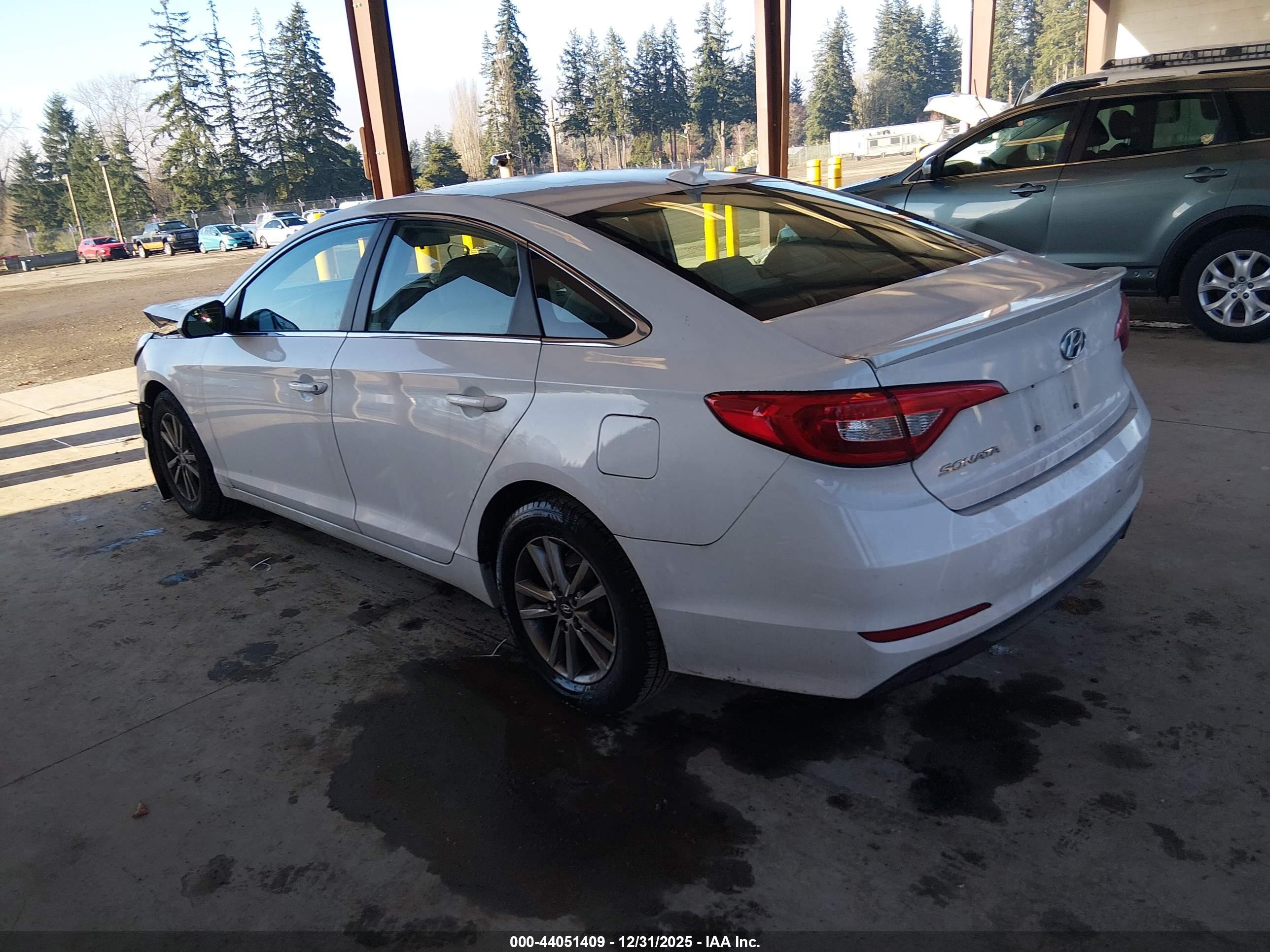 HYUNDAI SONATA image 3