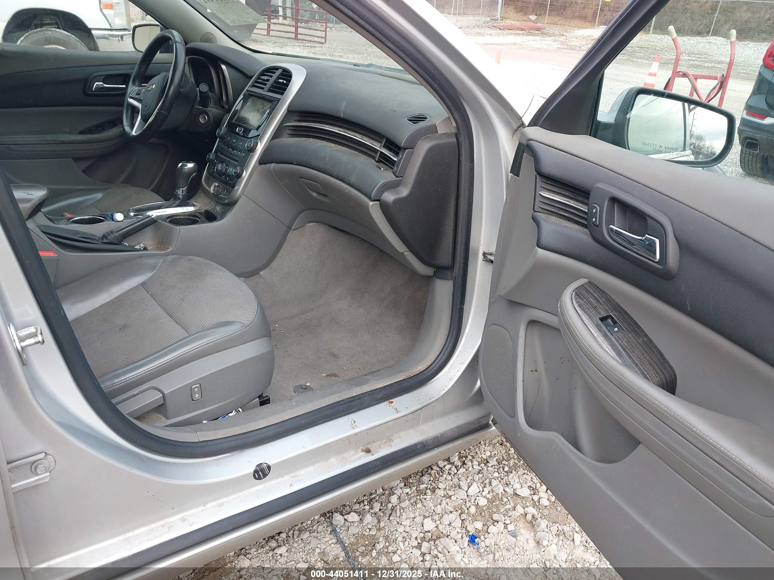 CHEVROLET MALIBU image 5