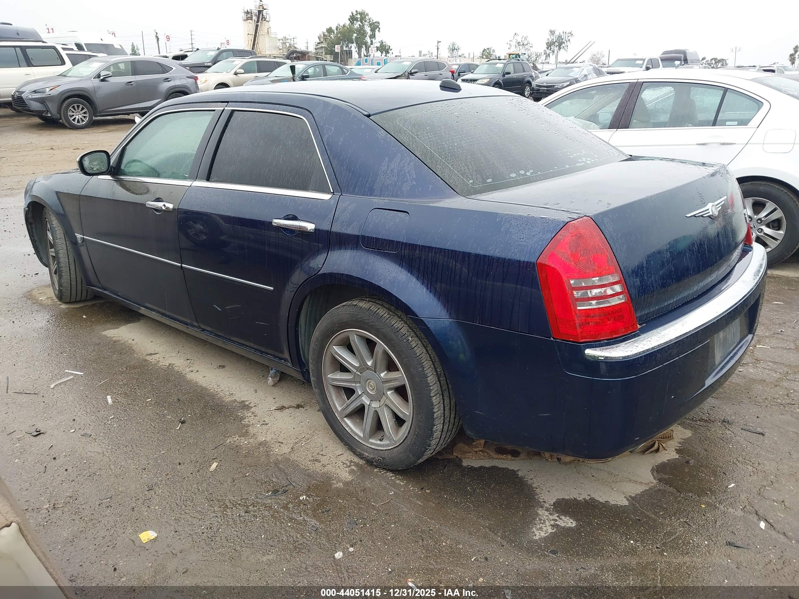 CHRYSLER 300C image 3