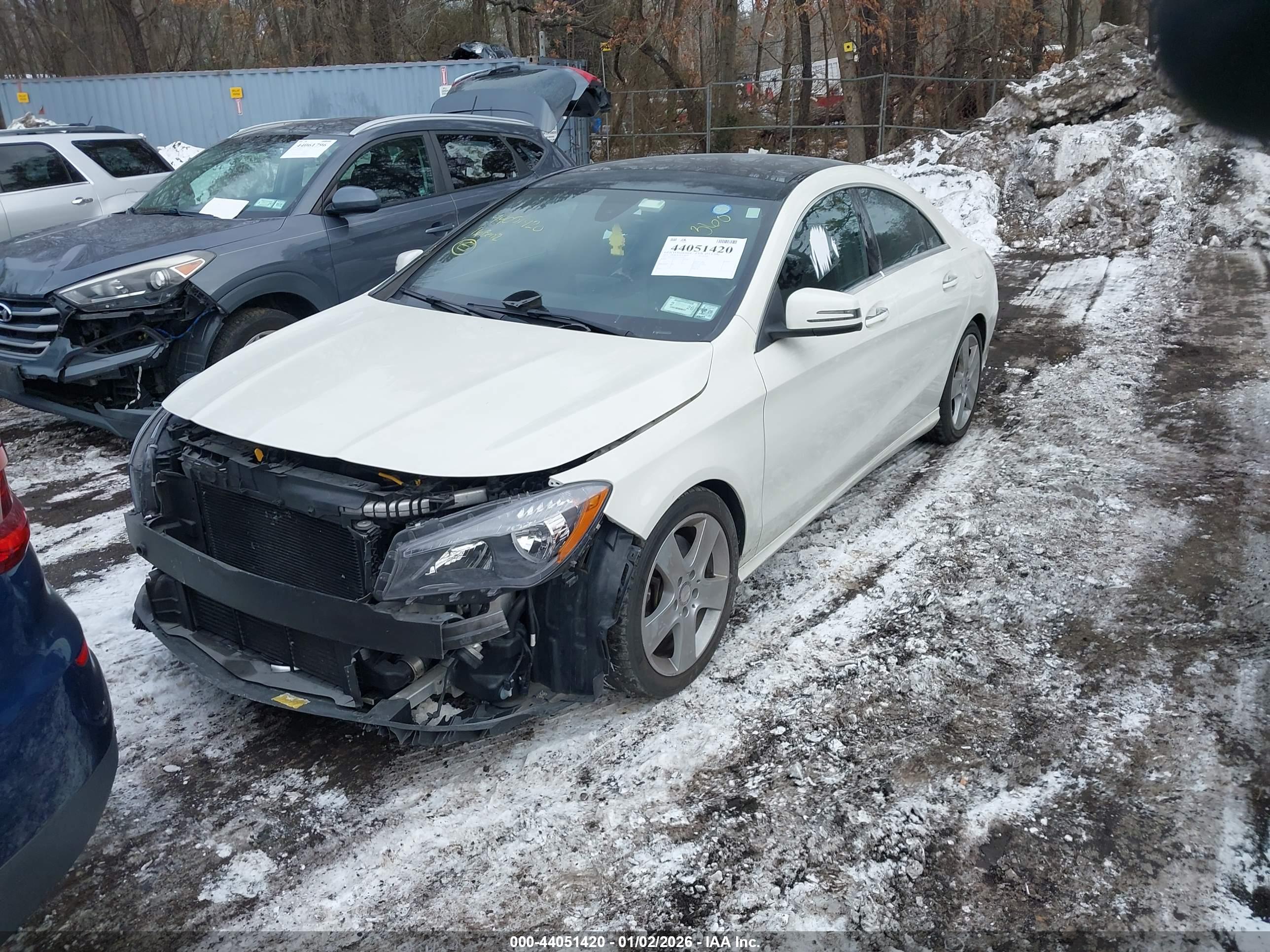 MERCEDES-BENZ CLA image 2