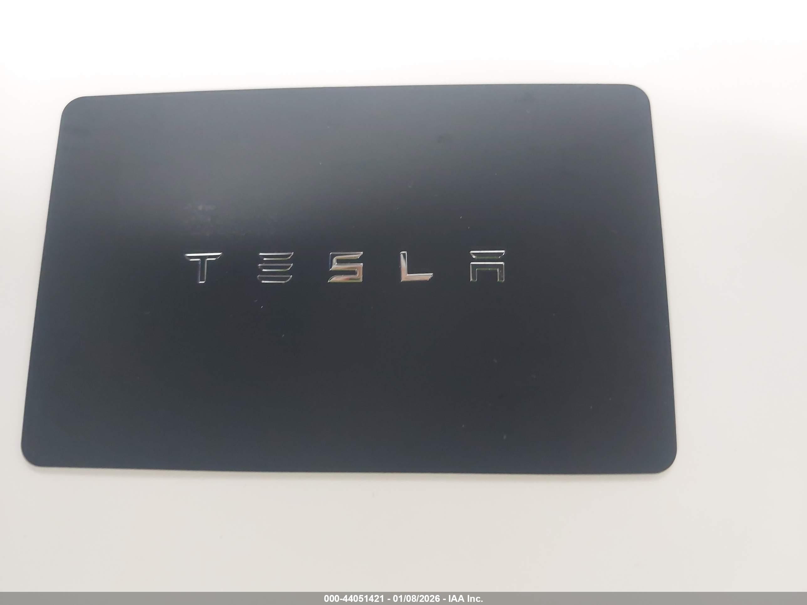 TESLA MODEL image 11