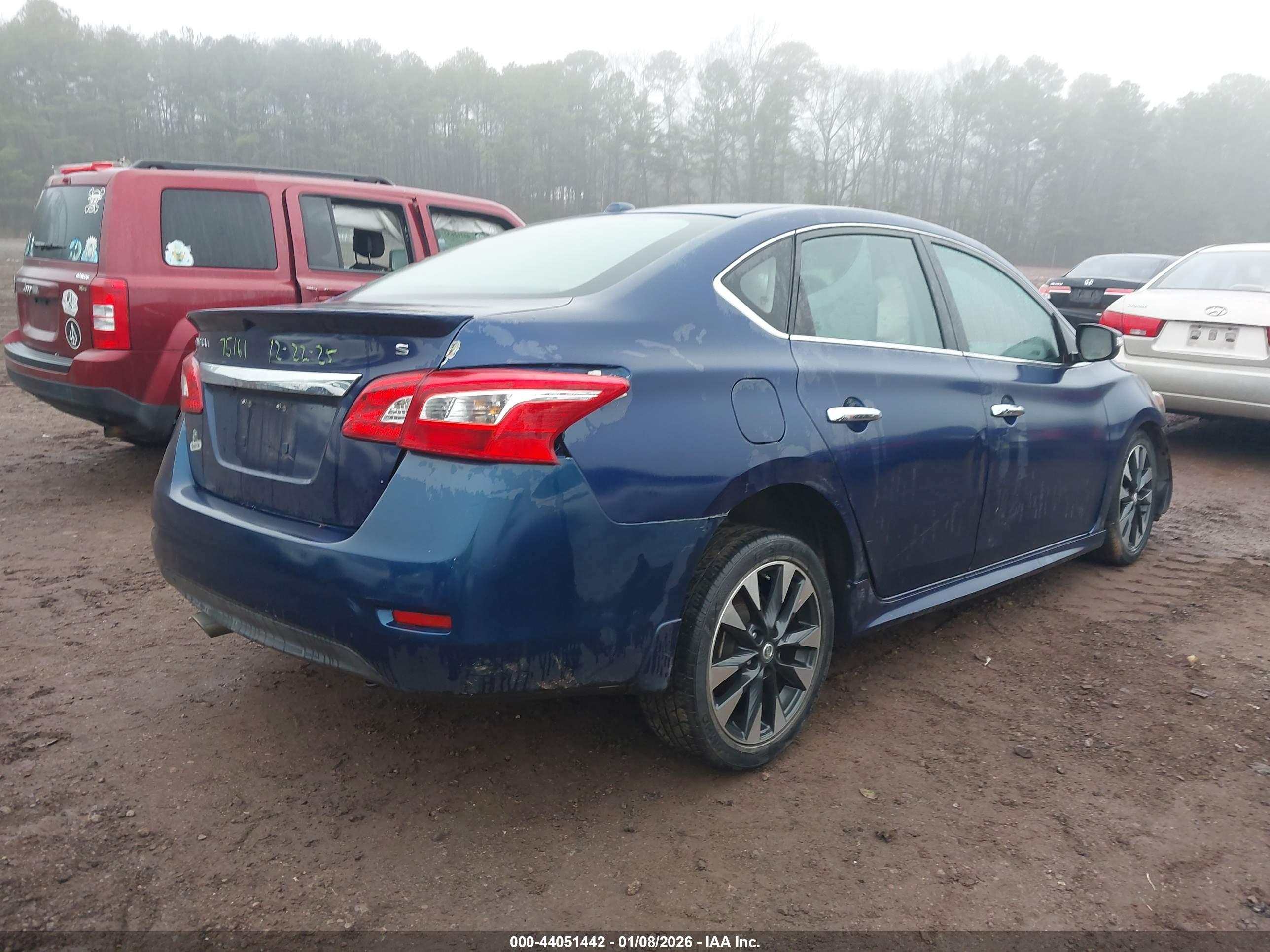 NISSAN SENTRA image 4