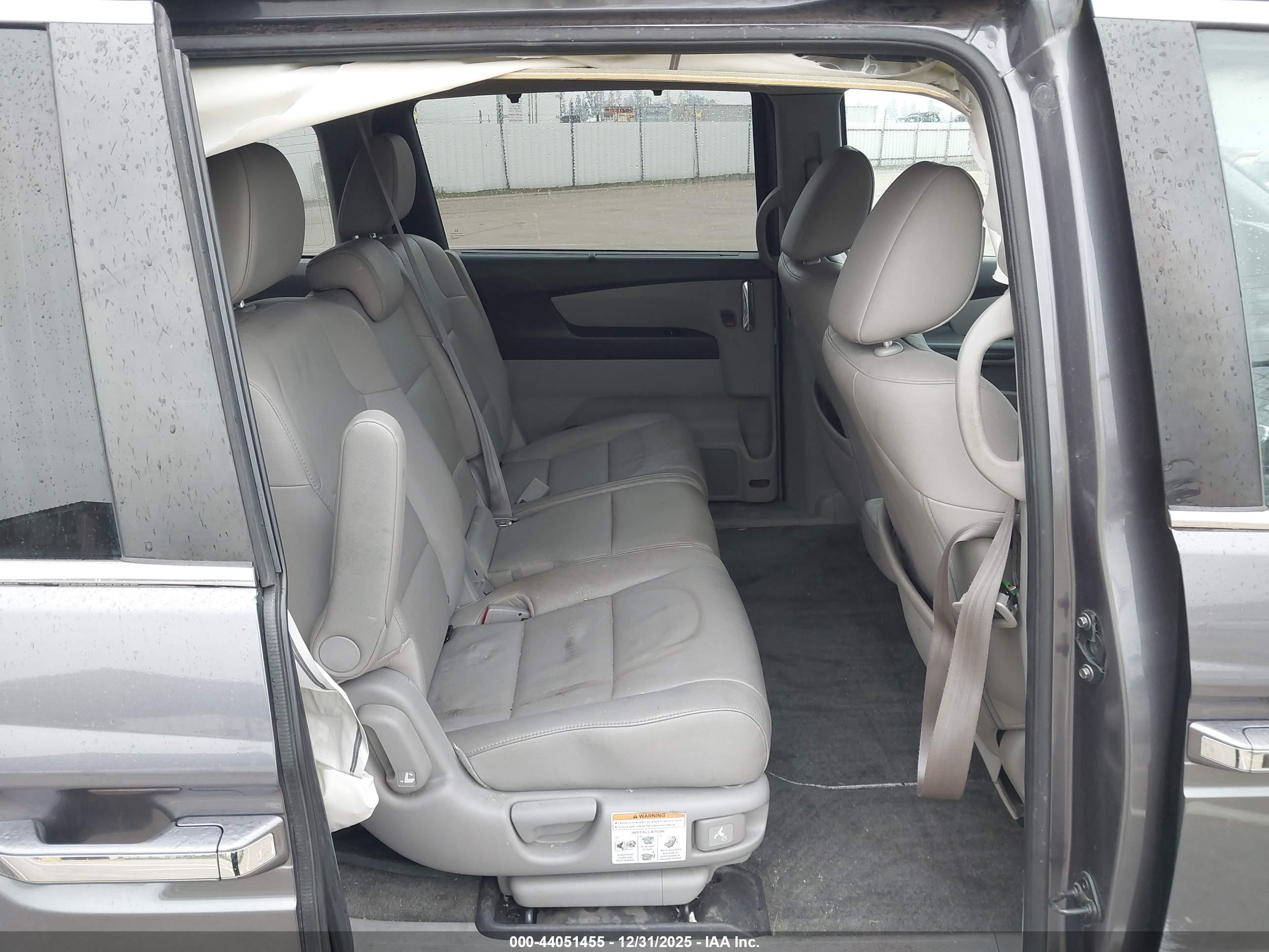 HONDA ODYSSEY image 8