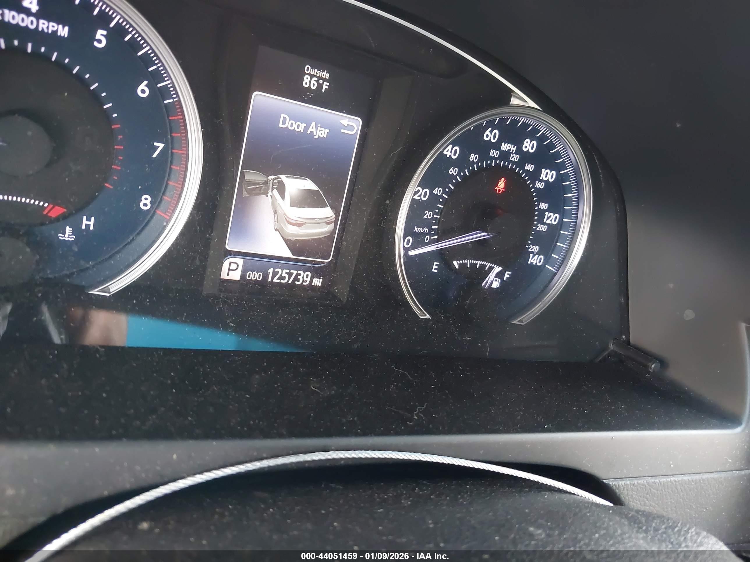 TOYOTA CAMRY image 7