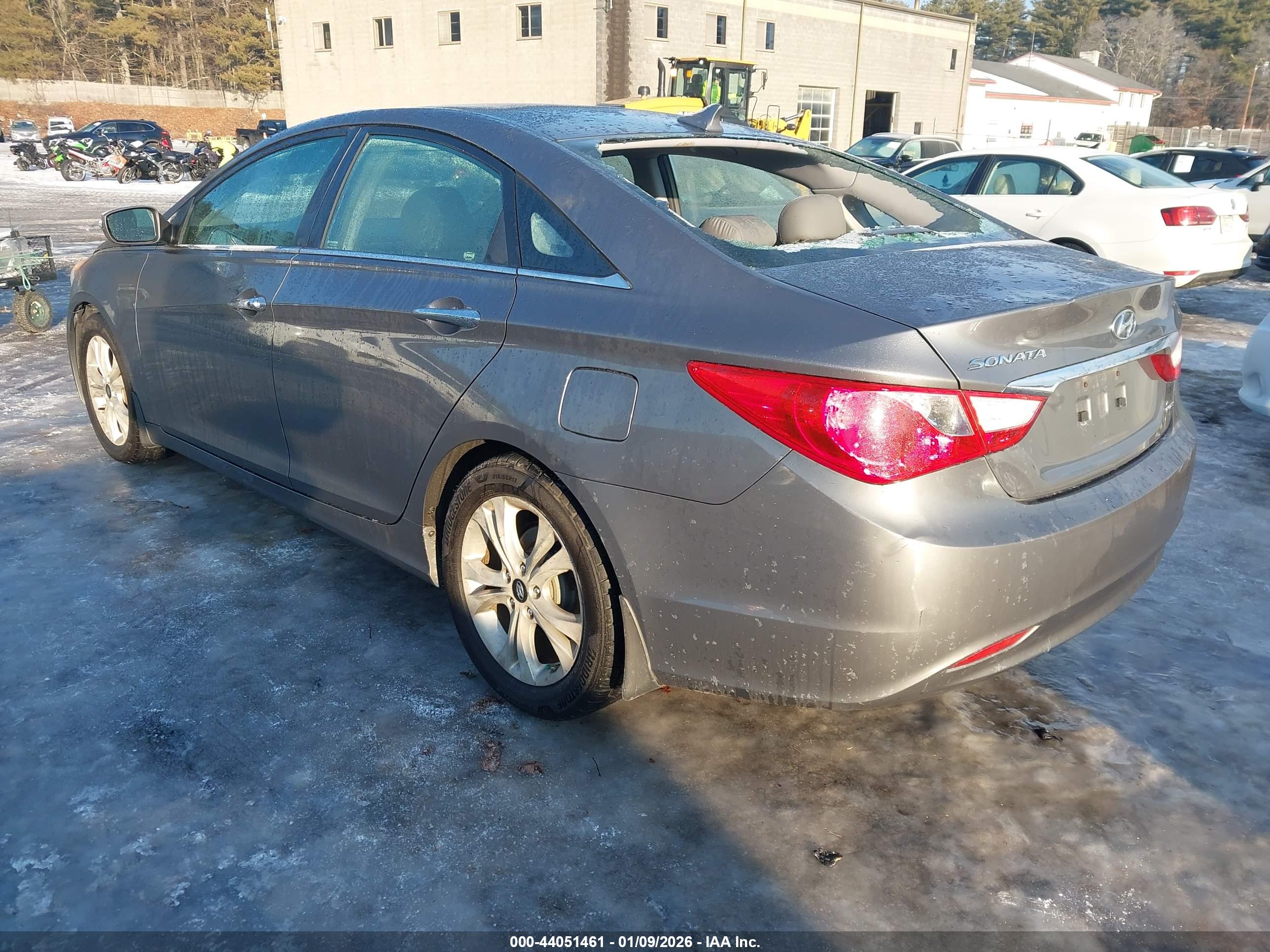 HYUNDAI SONATA image 3