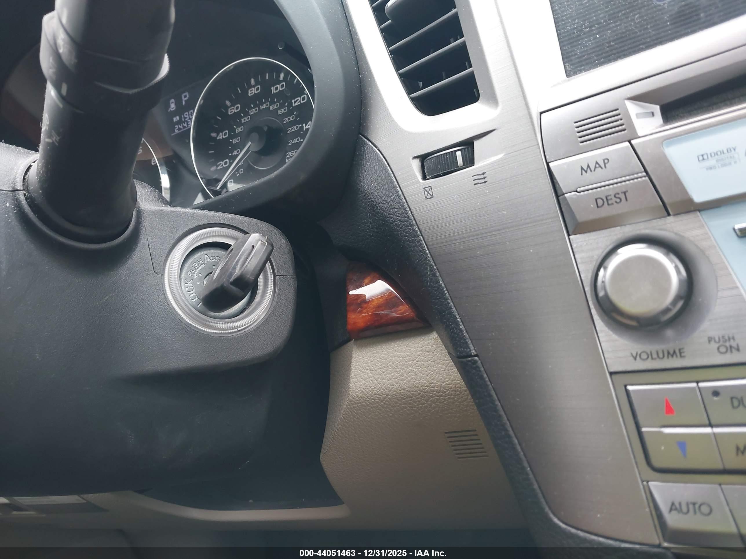 SUBARU OUTBACK image 11
