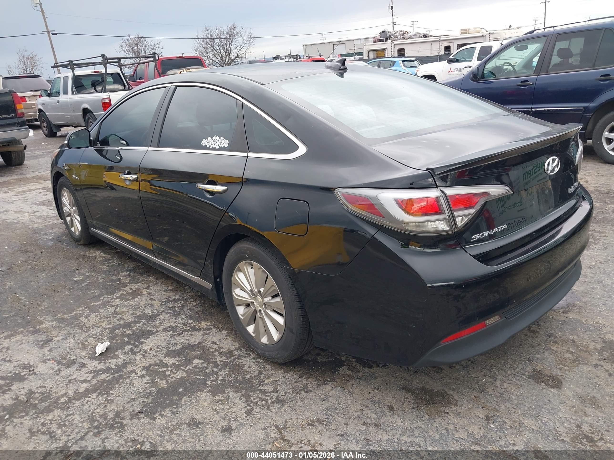 HYUNDAI SONATA image 3
