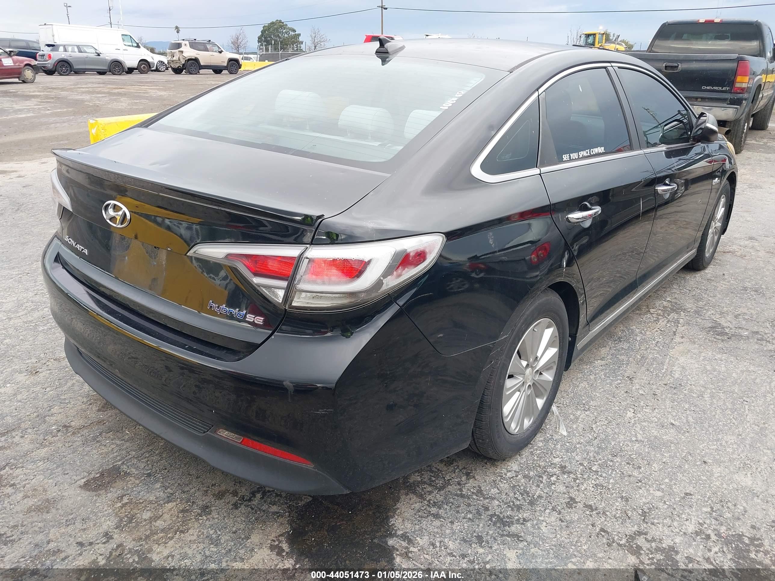 HYUNDAI SONATA image 4