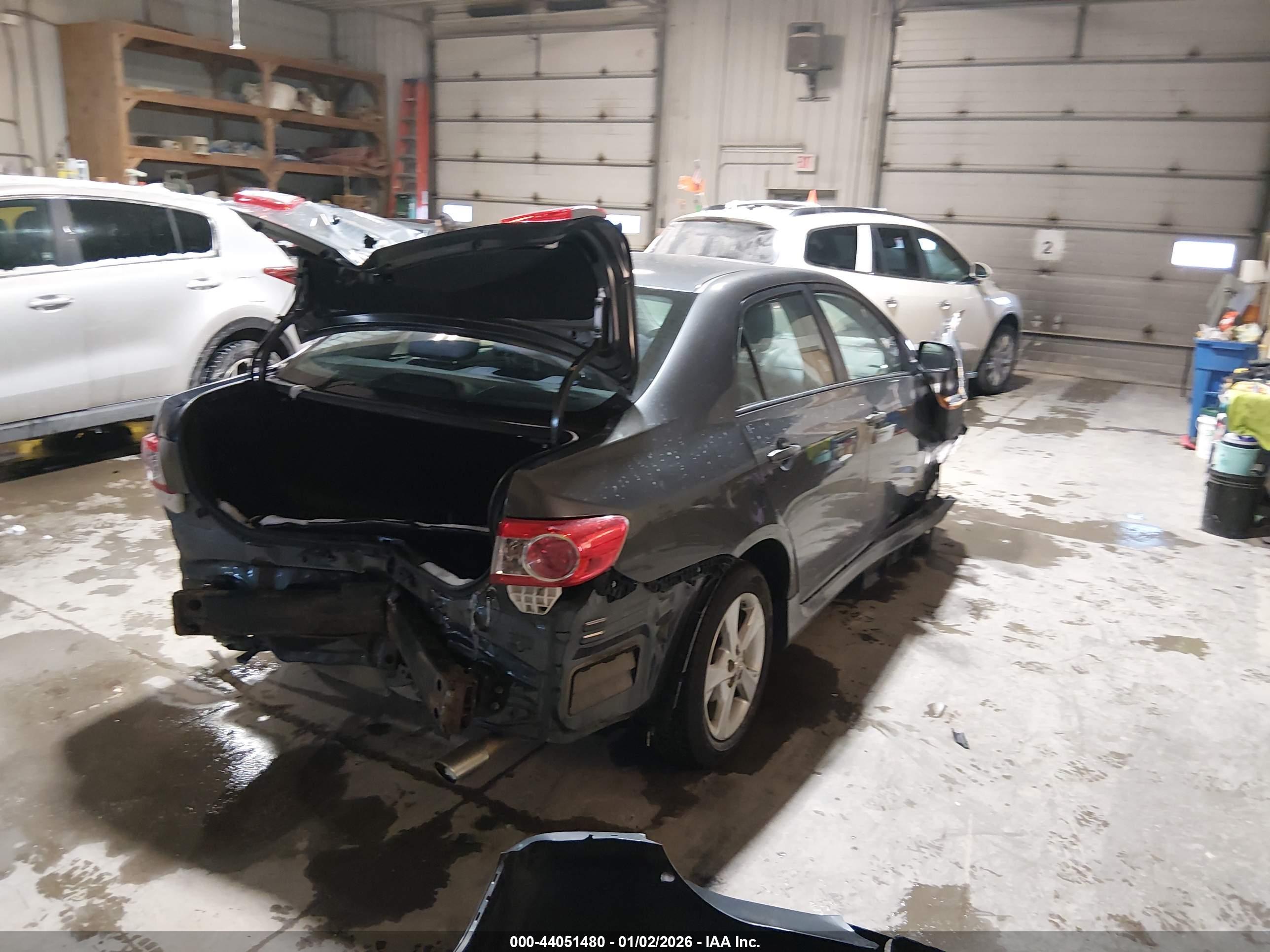 TOYOTA COROLLA image 4