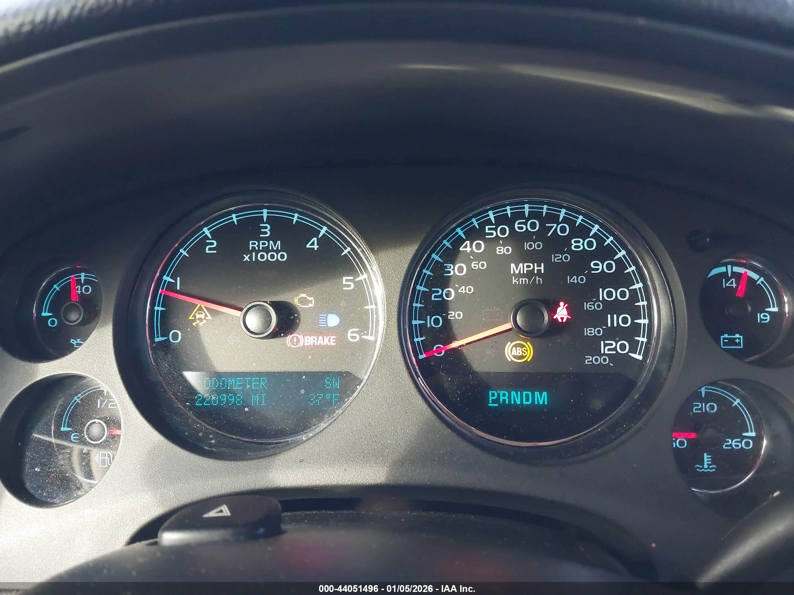 GMC YUKON image 7