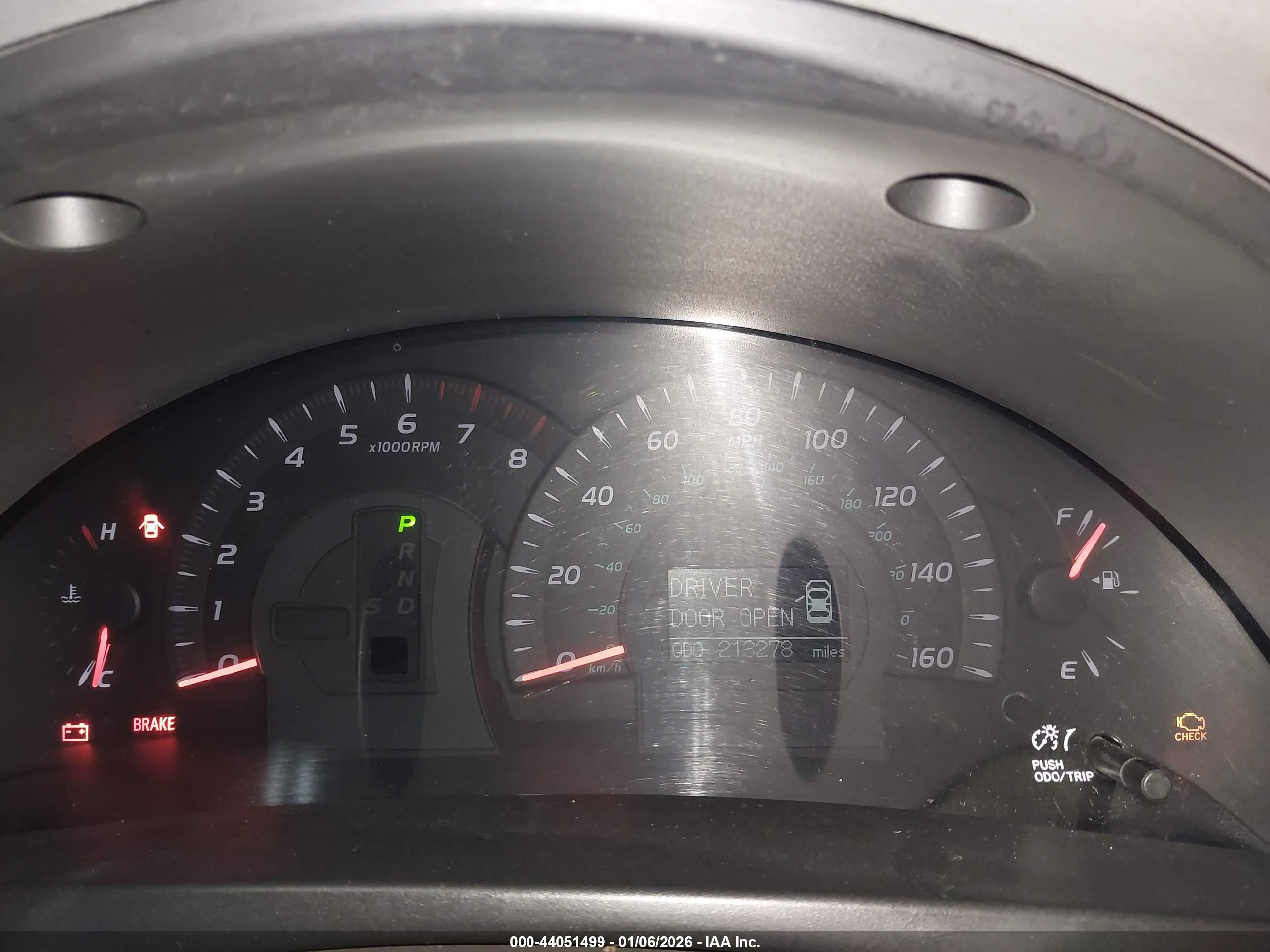 TOYOTA CAMRY image 7