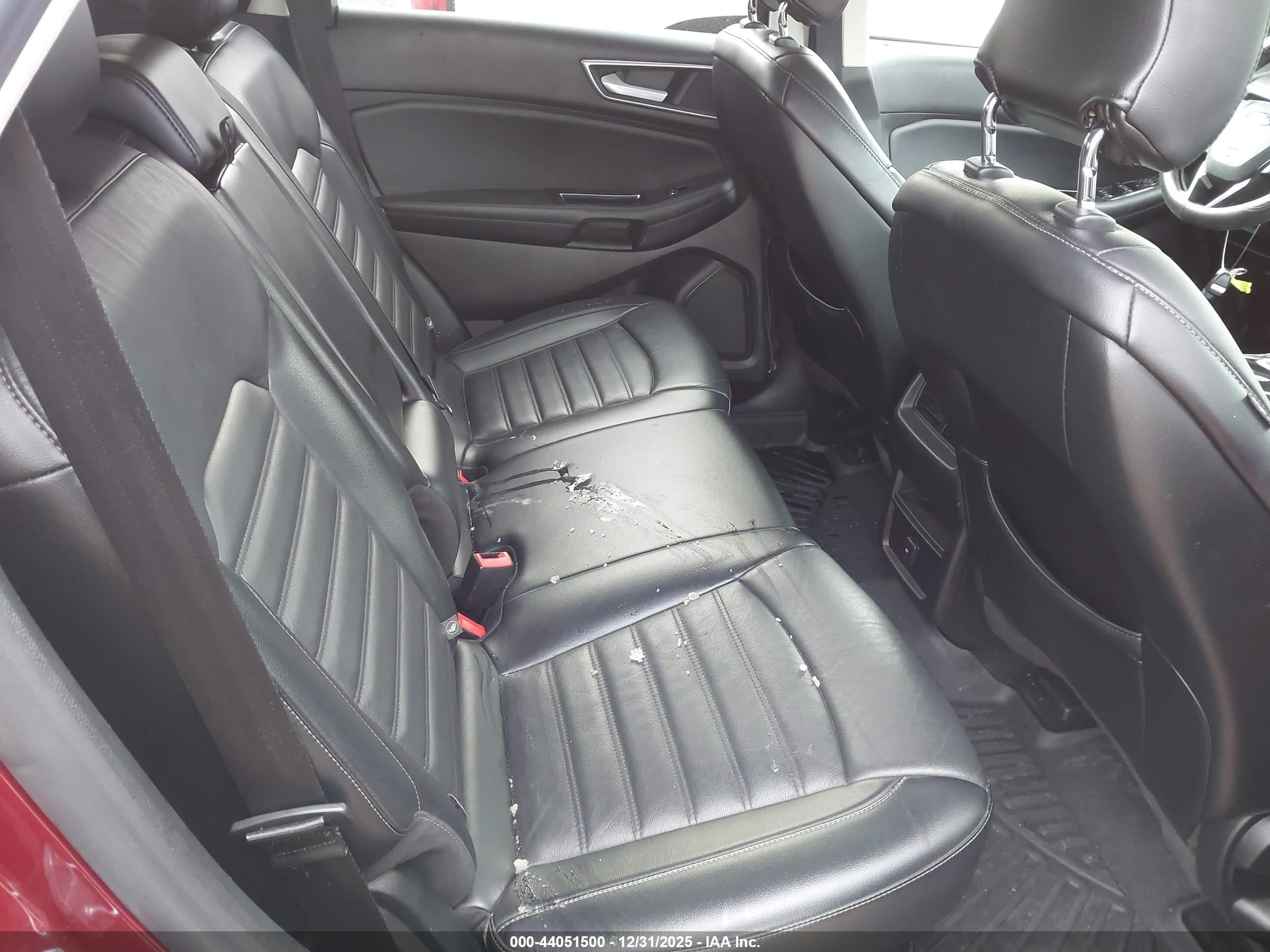 FORD EDGE image 8
