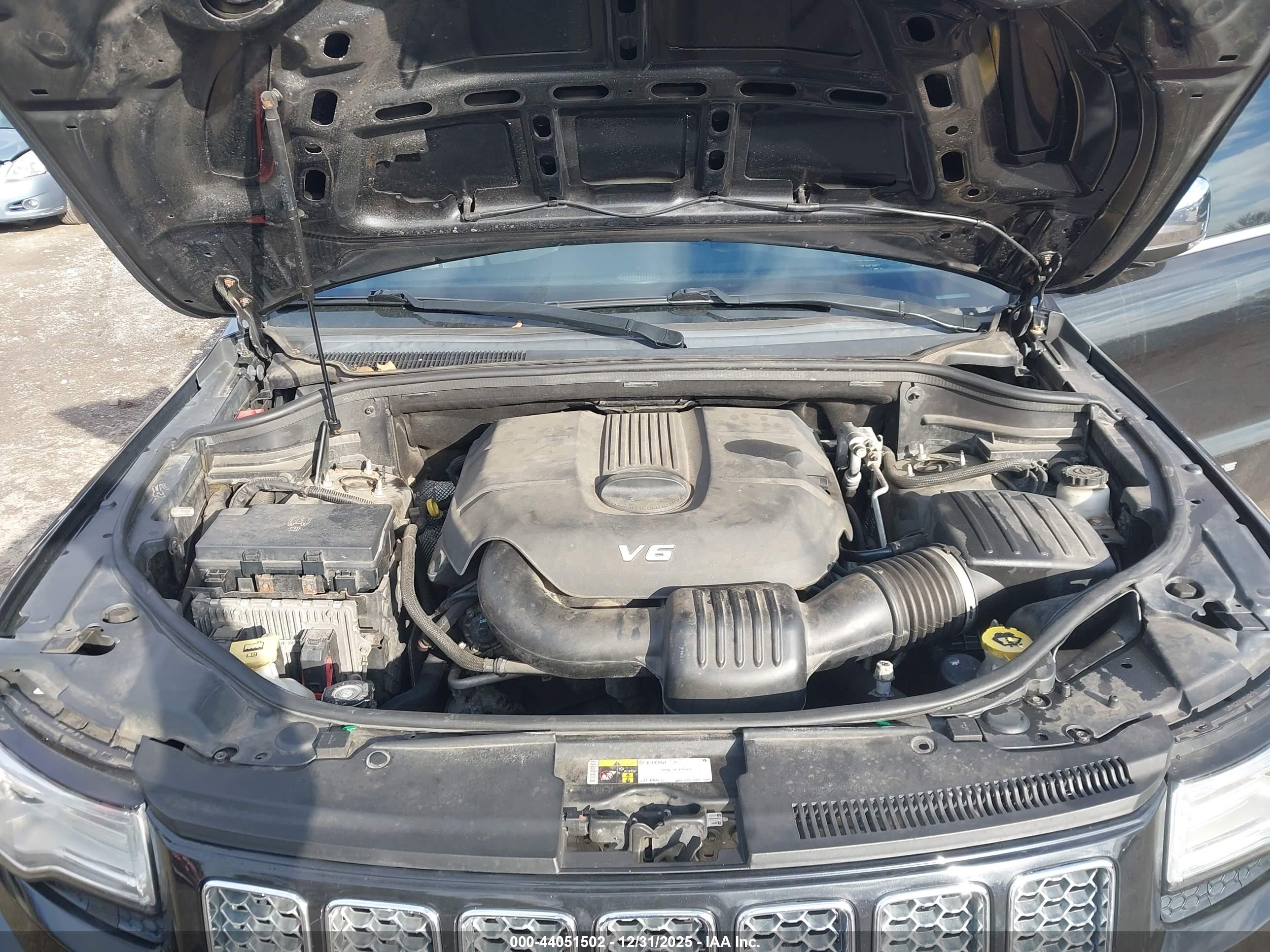 JEEP GRAND image 10
