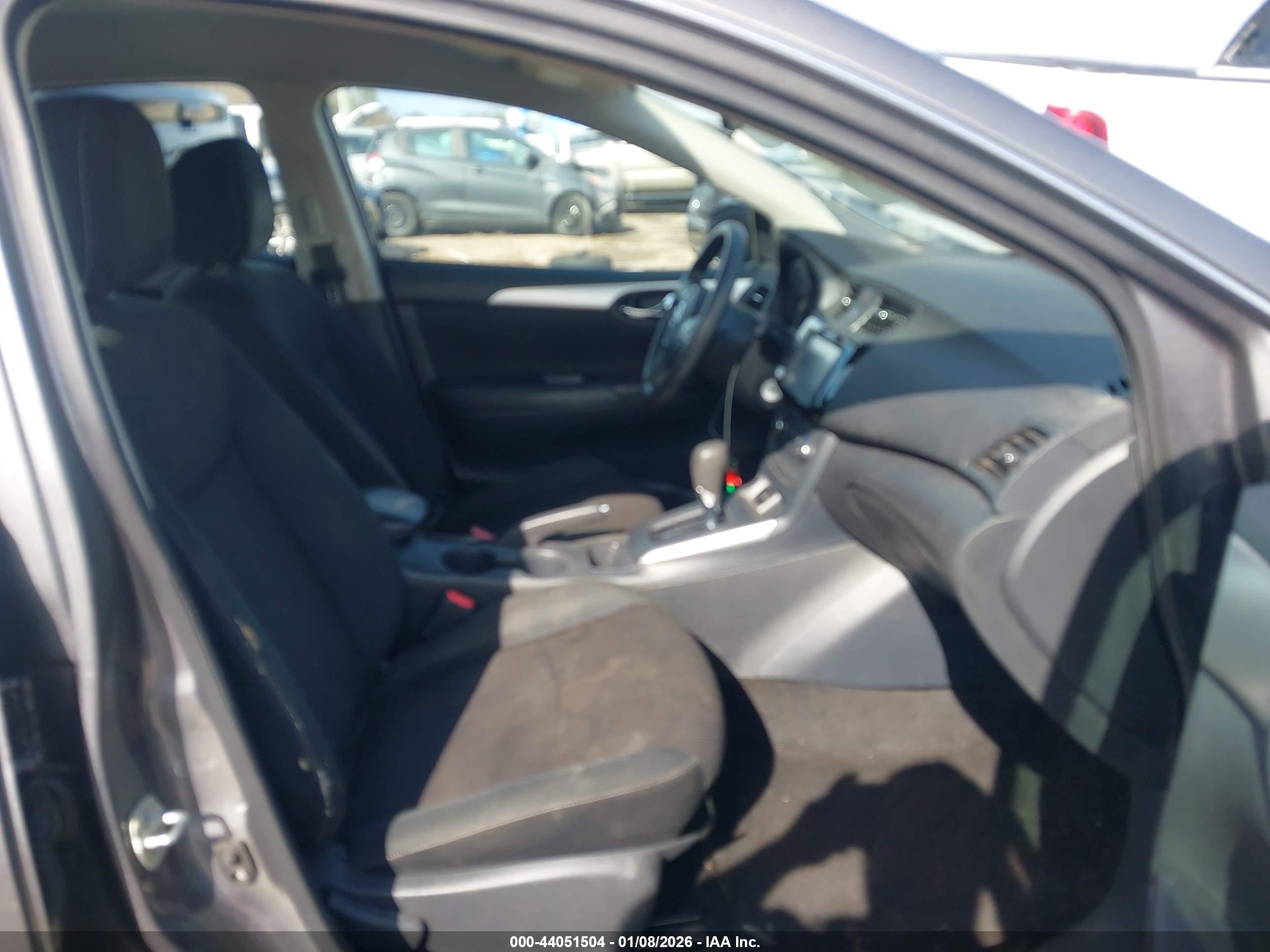 NISSAN SENTRA image 5