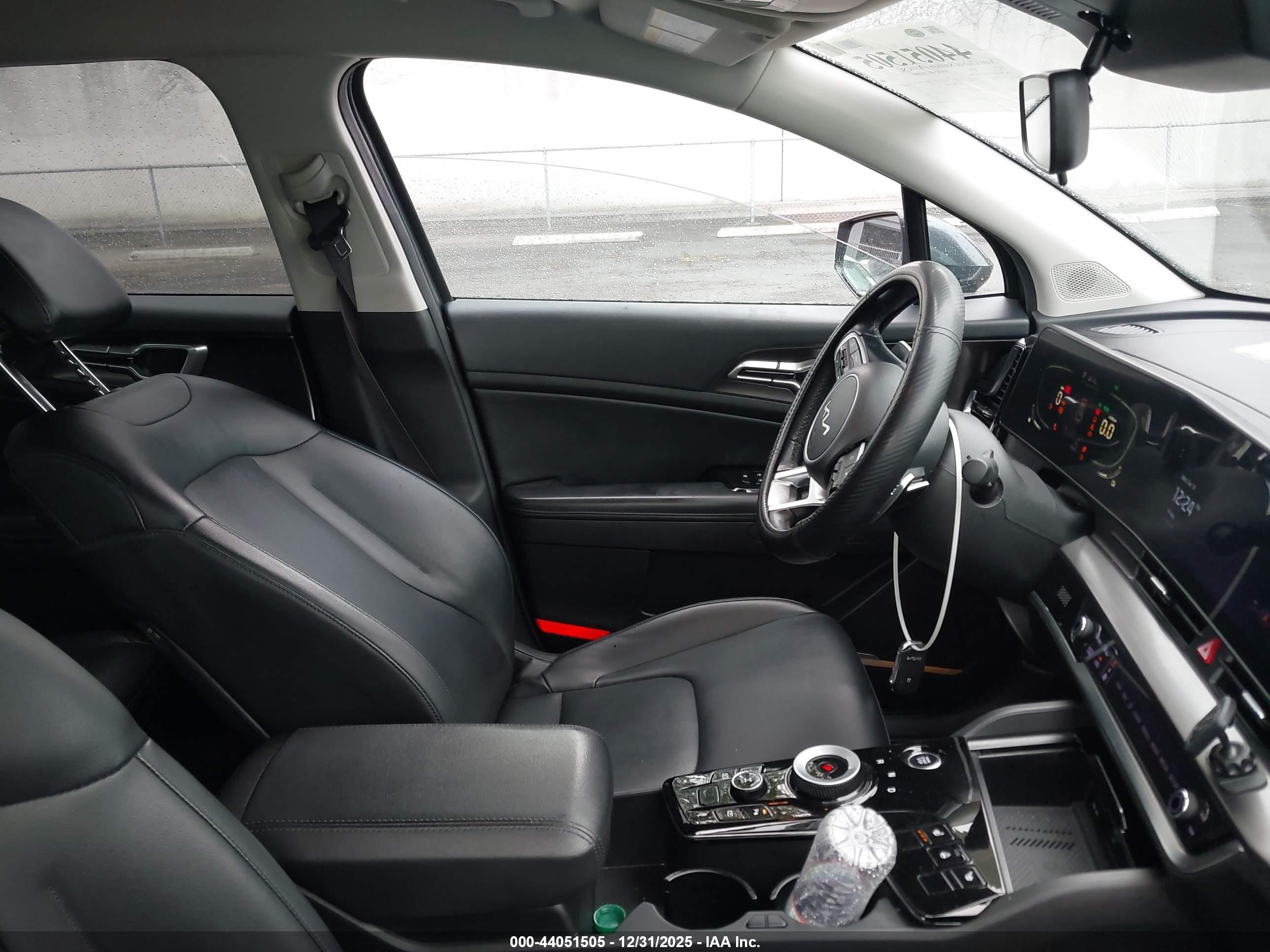 KIA SPORTAGE image 5