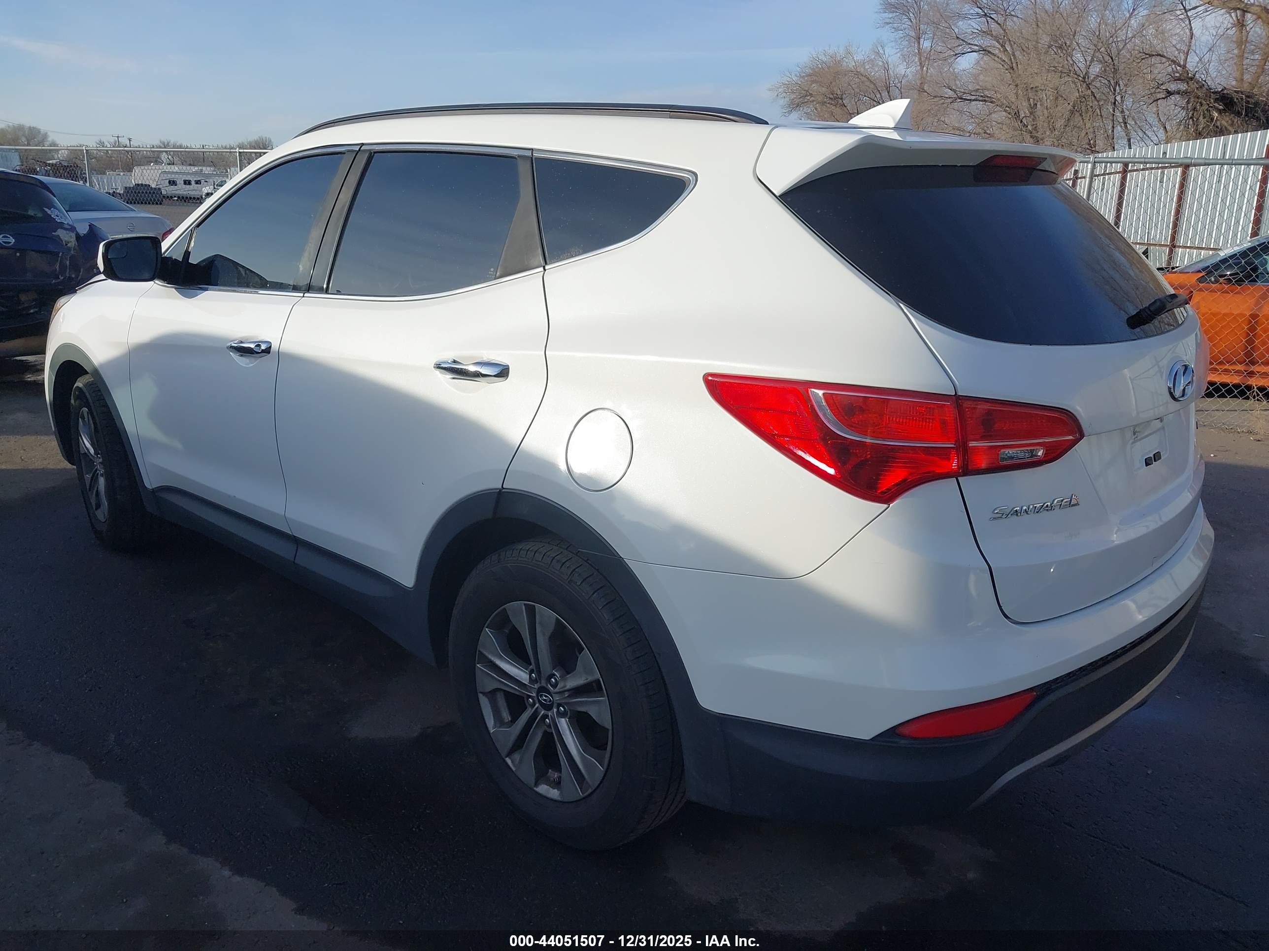 HYUNDAI SANTA image 3