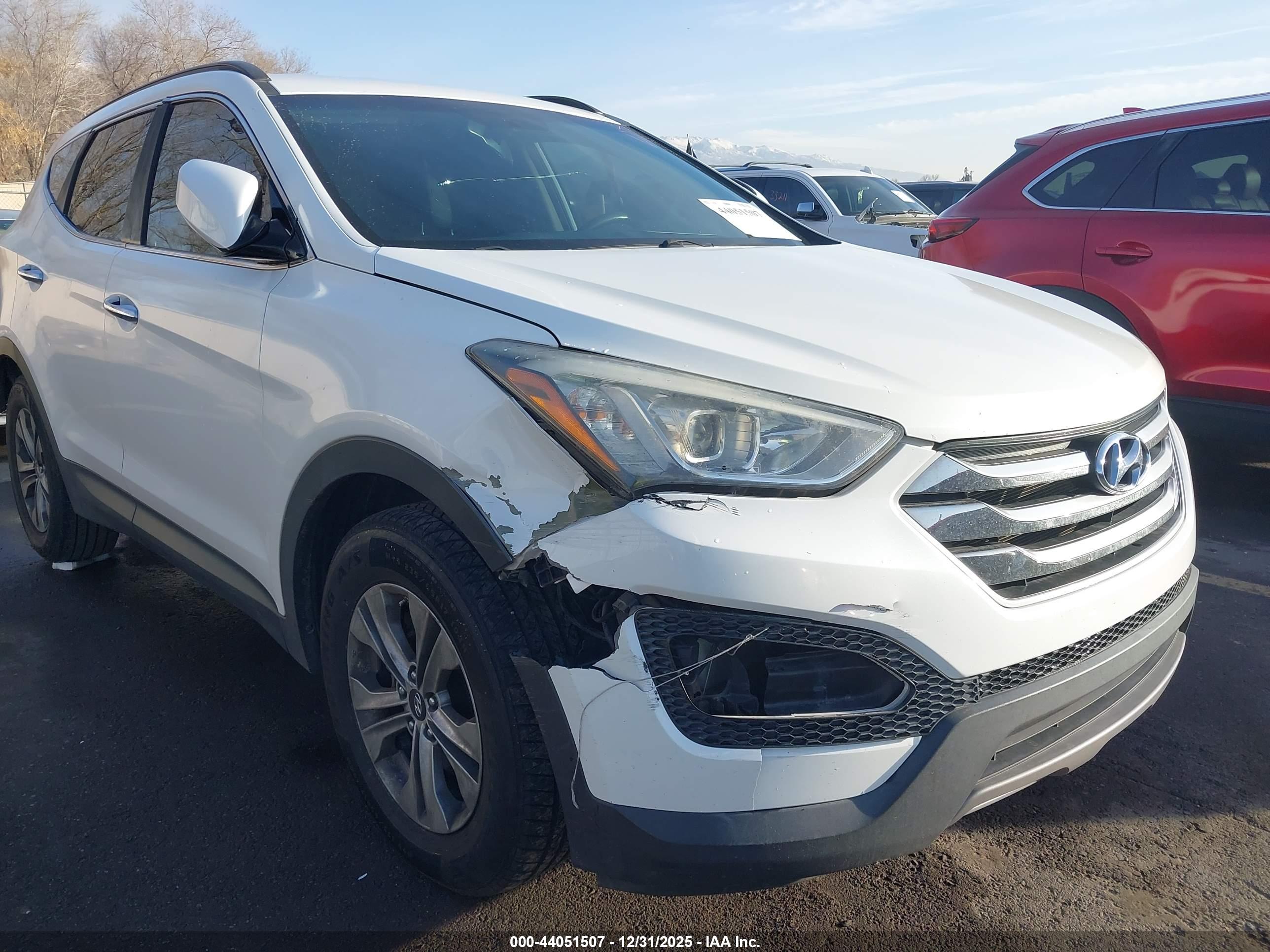HYUNDAI SANTA image 6