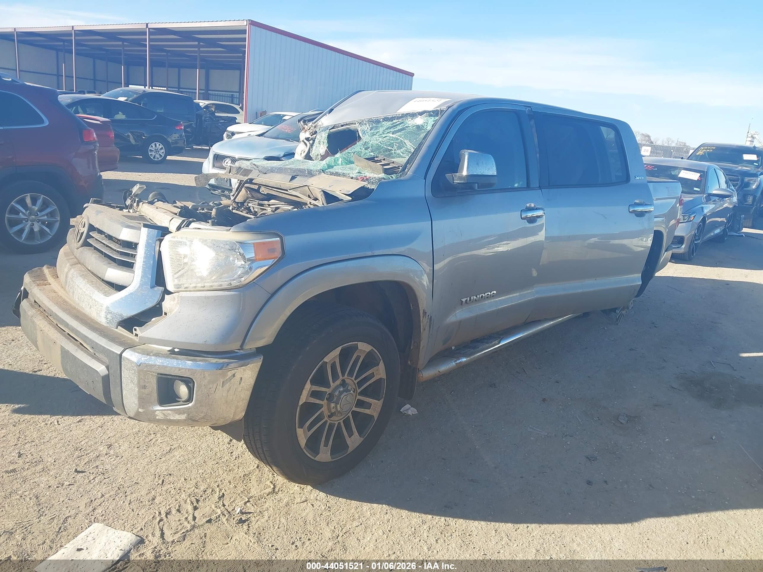 TOYOTA TUNDRA image 2