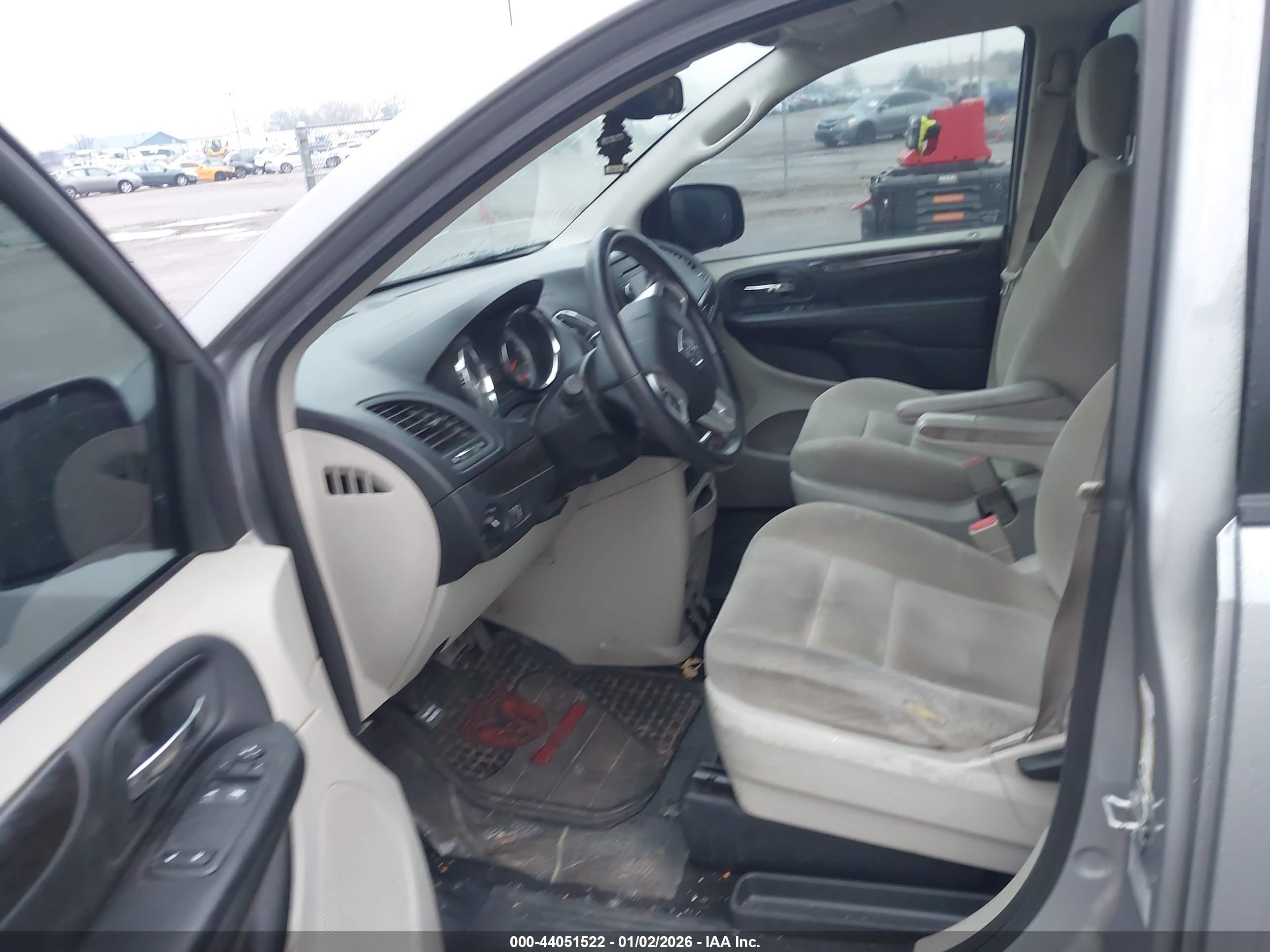 DODGE GRAND image 5