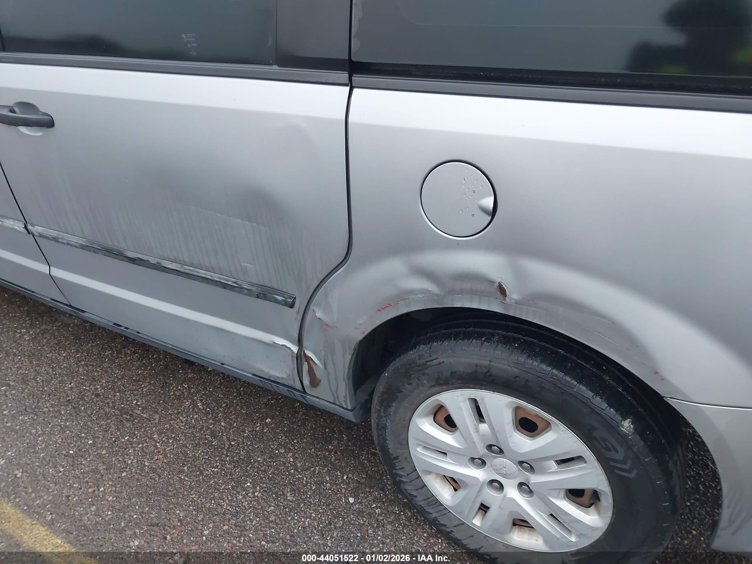 DODGE GRAND image 6
