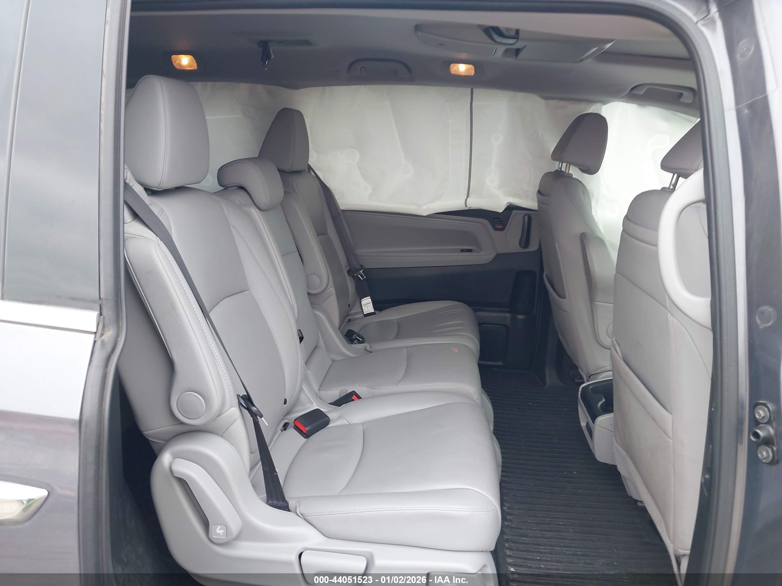 HONDA ODYSSEY image 8