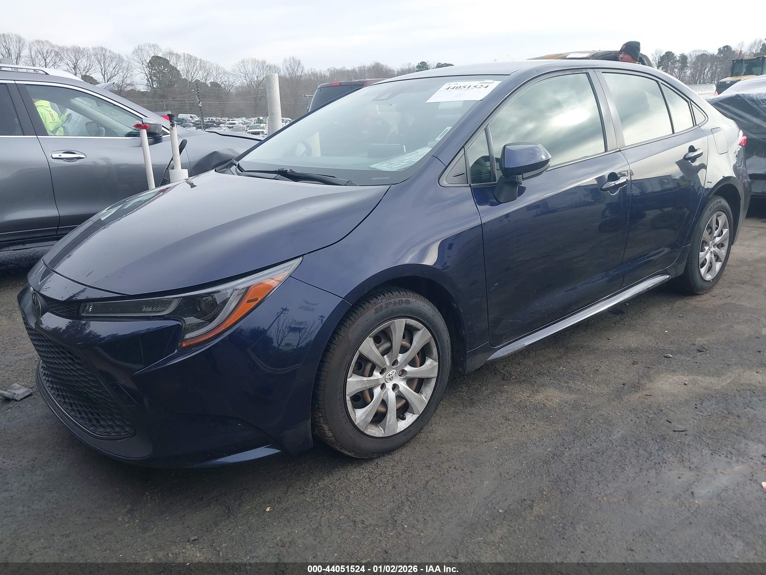TOYOTA COROLLA image 2