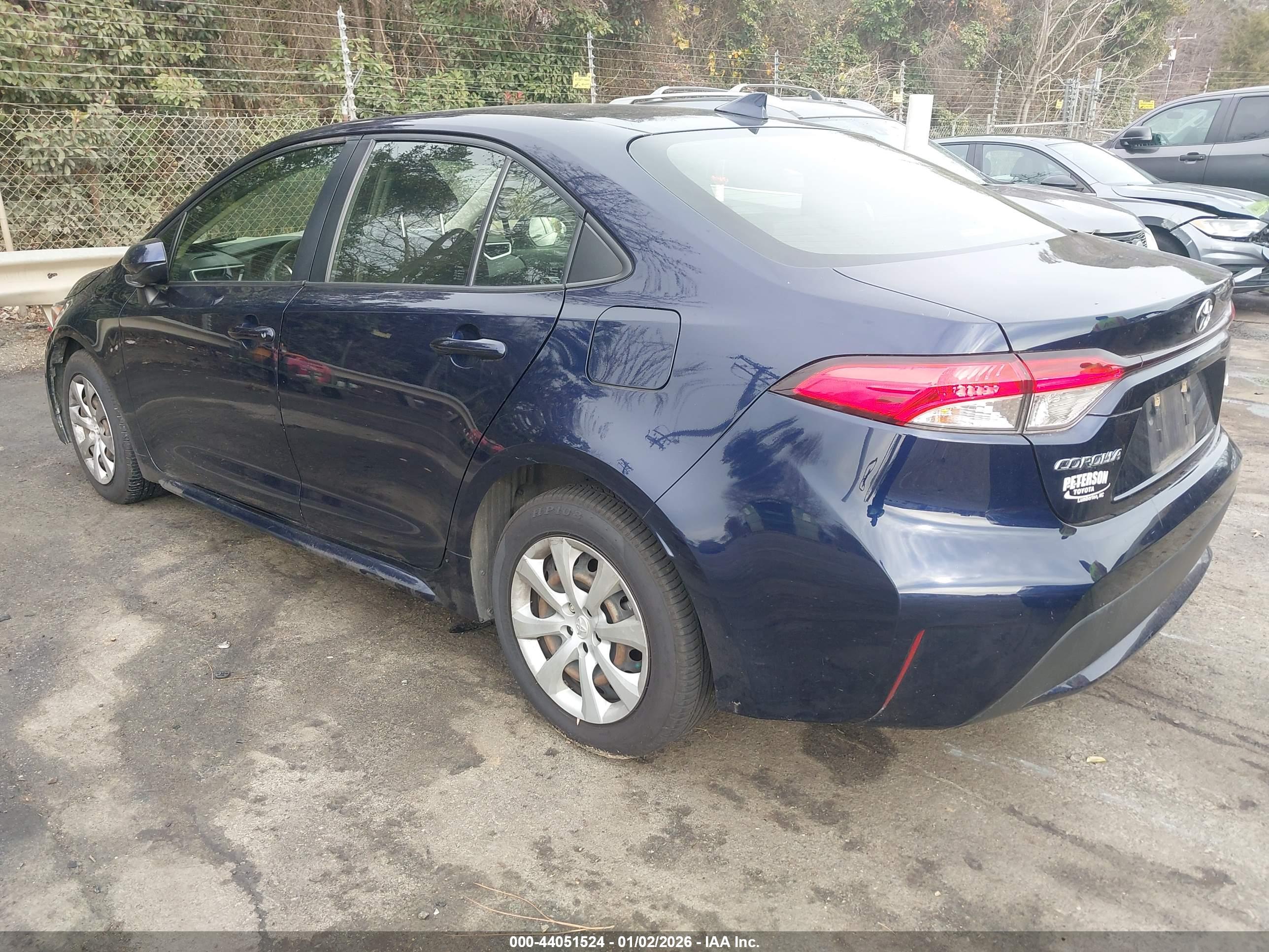 TOYOTA COROLLA image 3