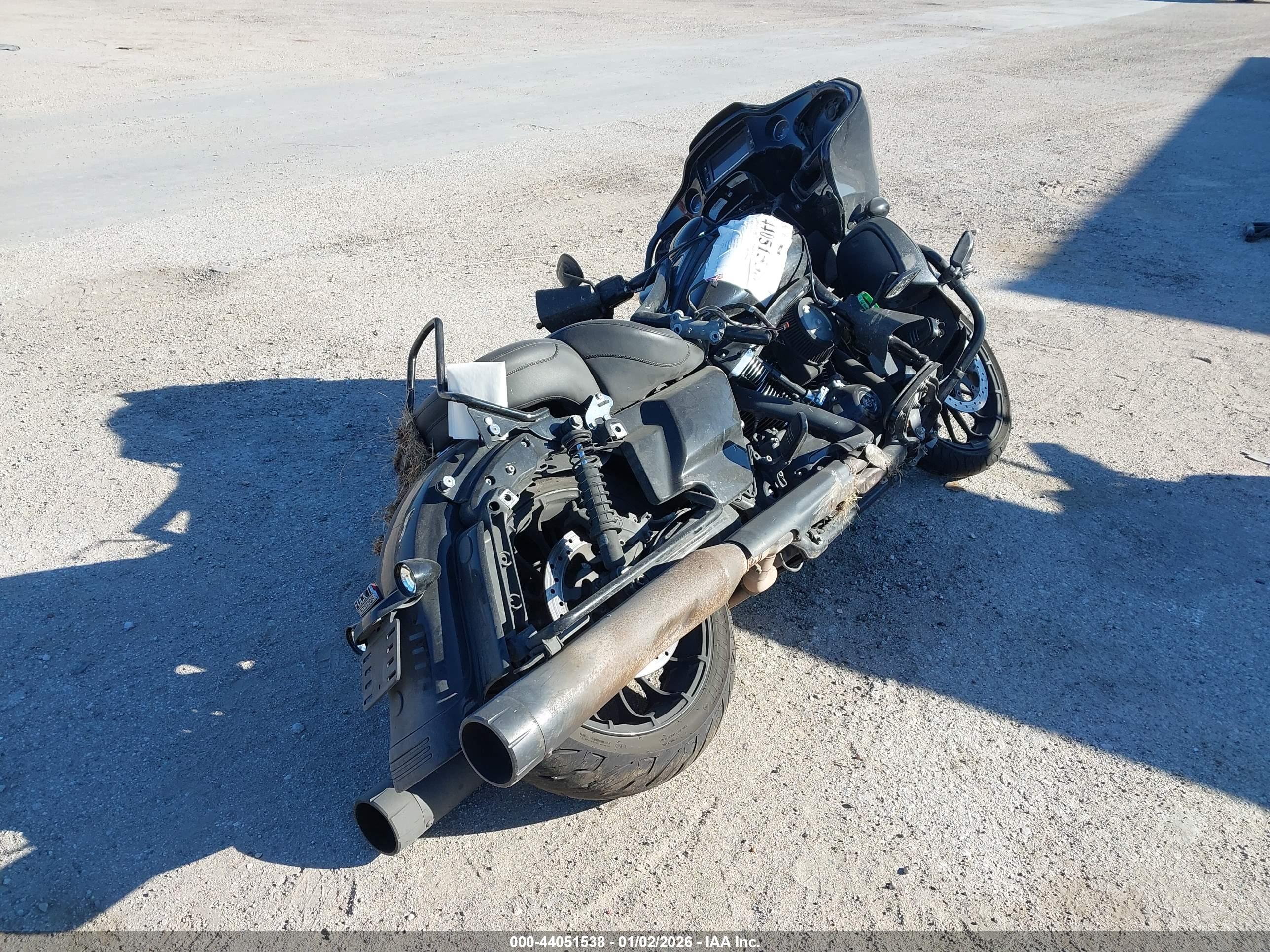 HARLEY-DAVIDSON FLTRXS image 4