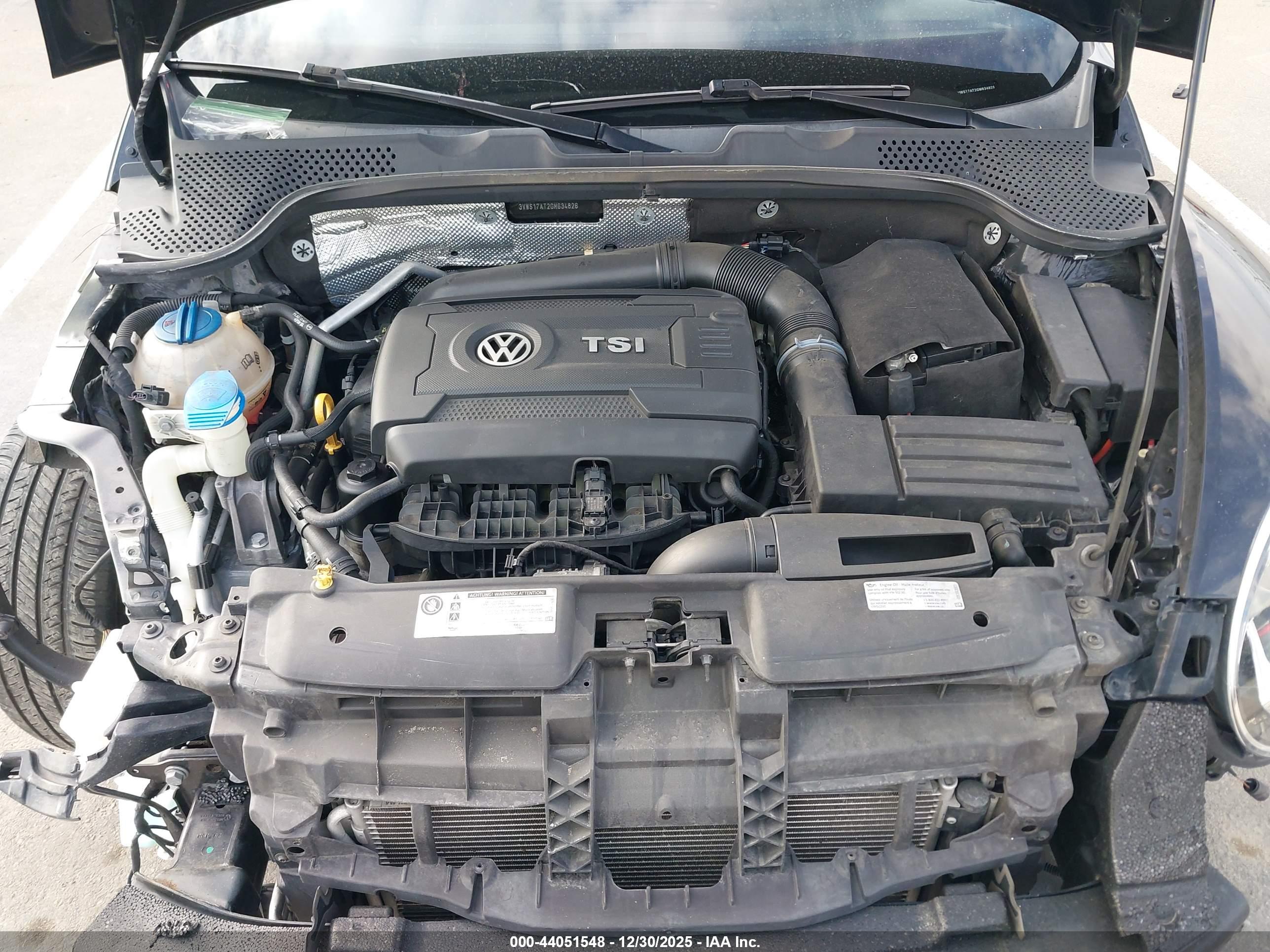 VOLKSWAGEN BEETLE image 10
