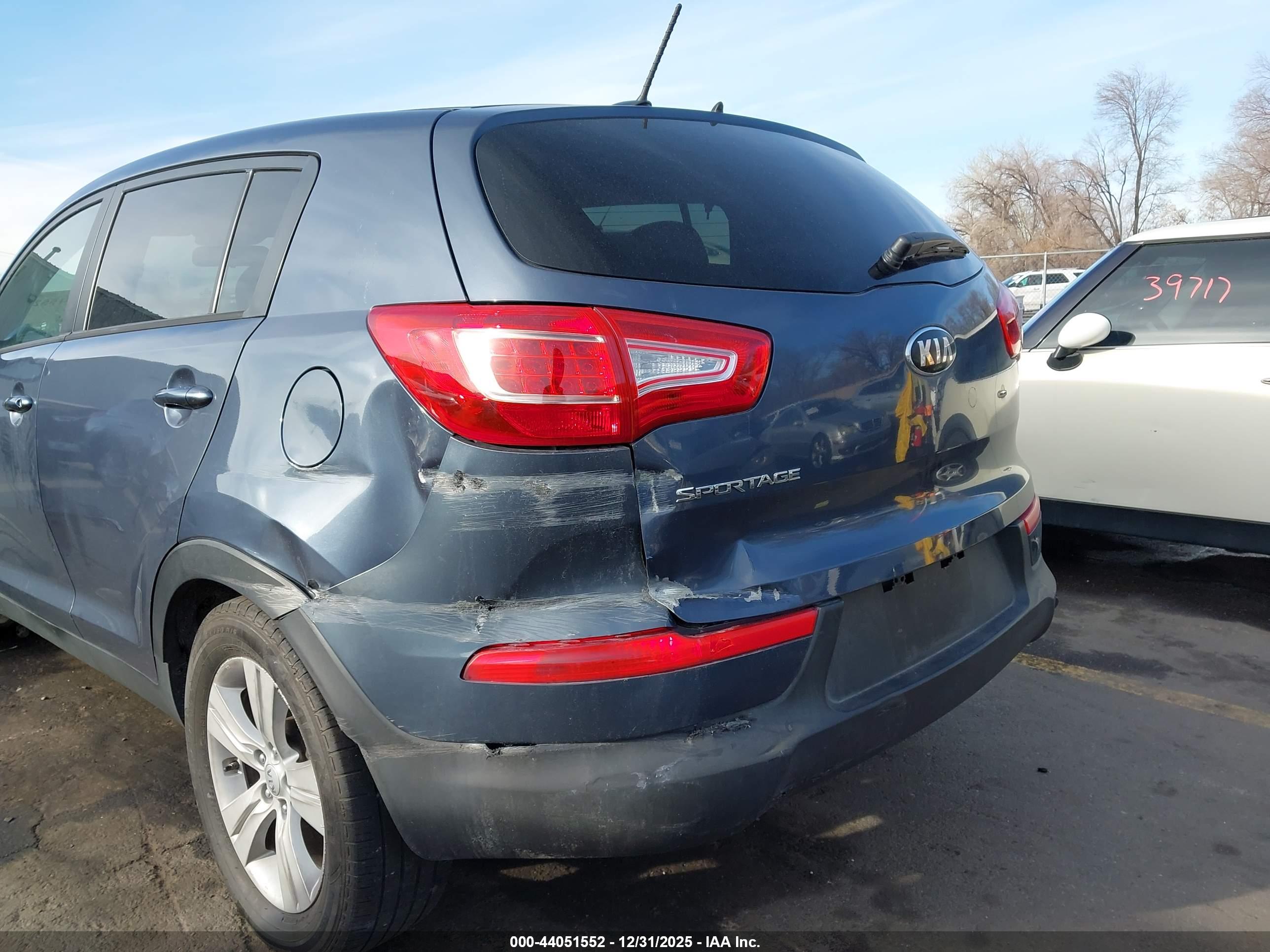 KIA SPORTAGE image 6