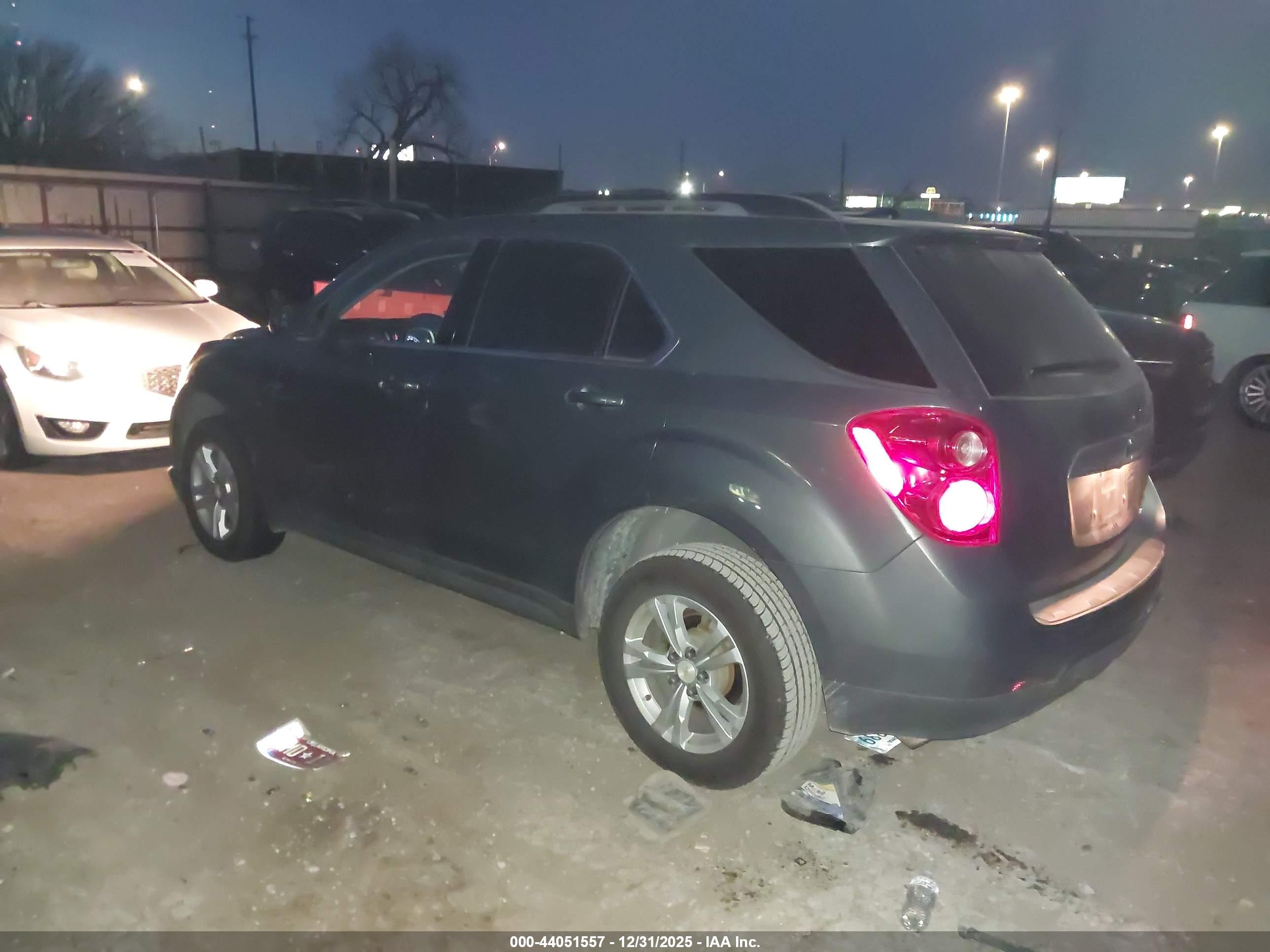 CHEVROLET EQUINOX image 3