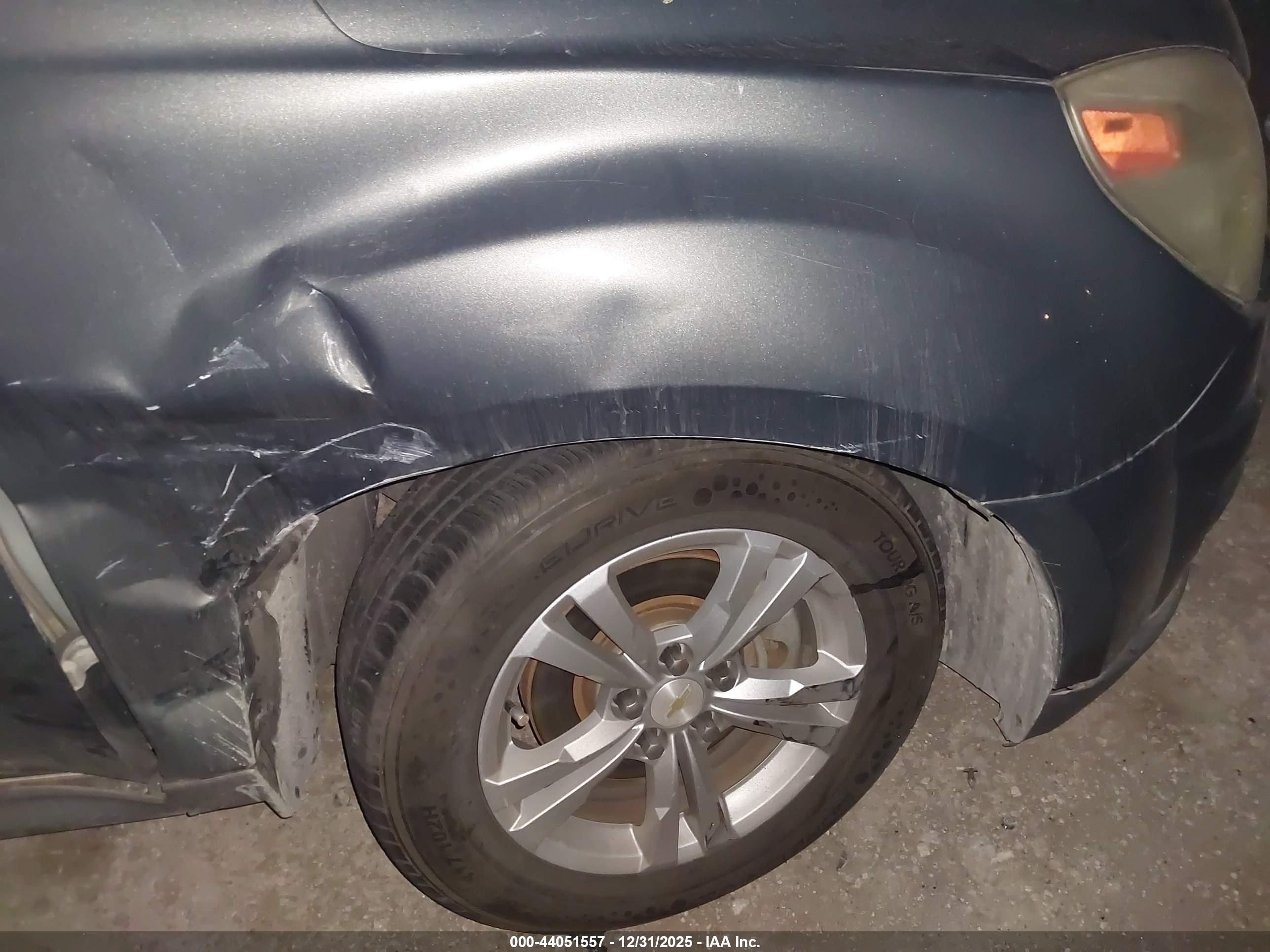 CHEVROLET EQUINOX image 6