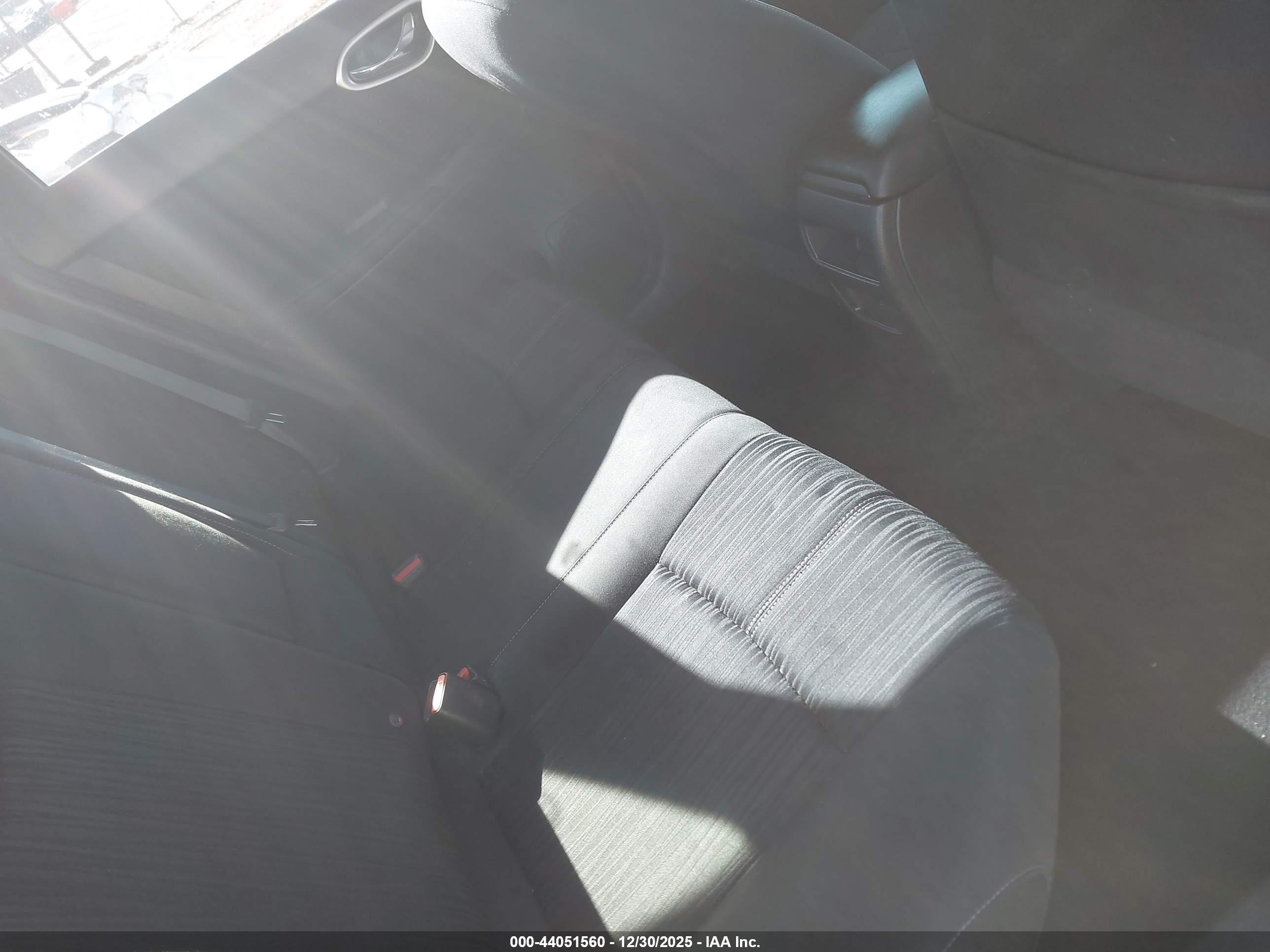 NISSAN SENTRA image 8