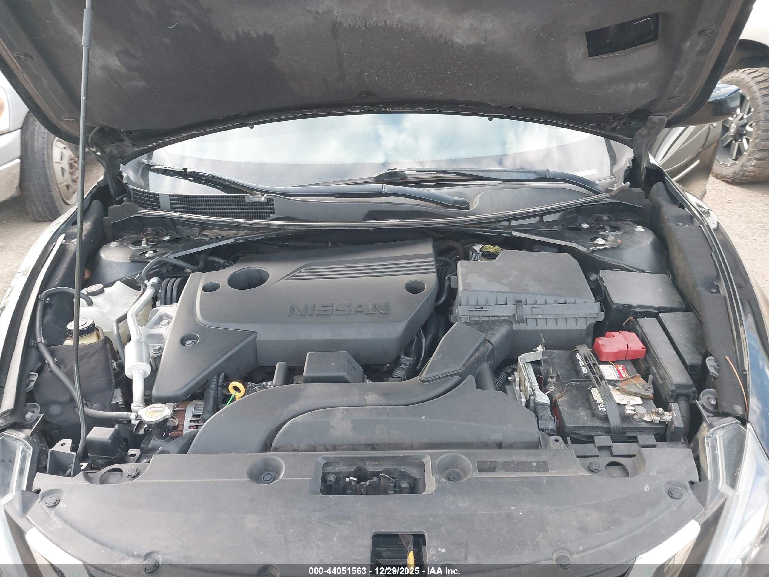 NISSAN ALTIMA image 10
