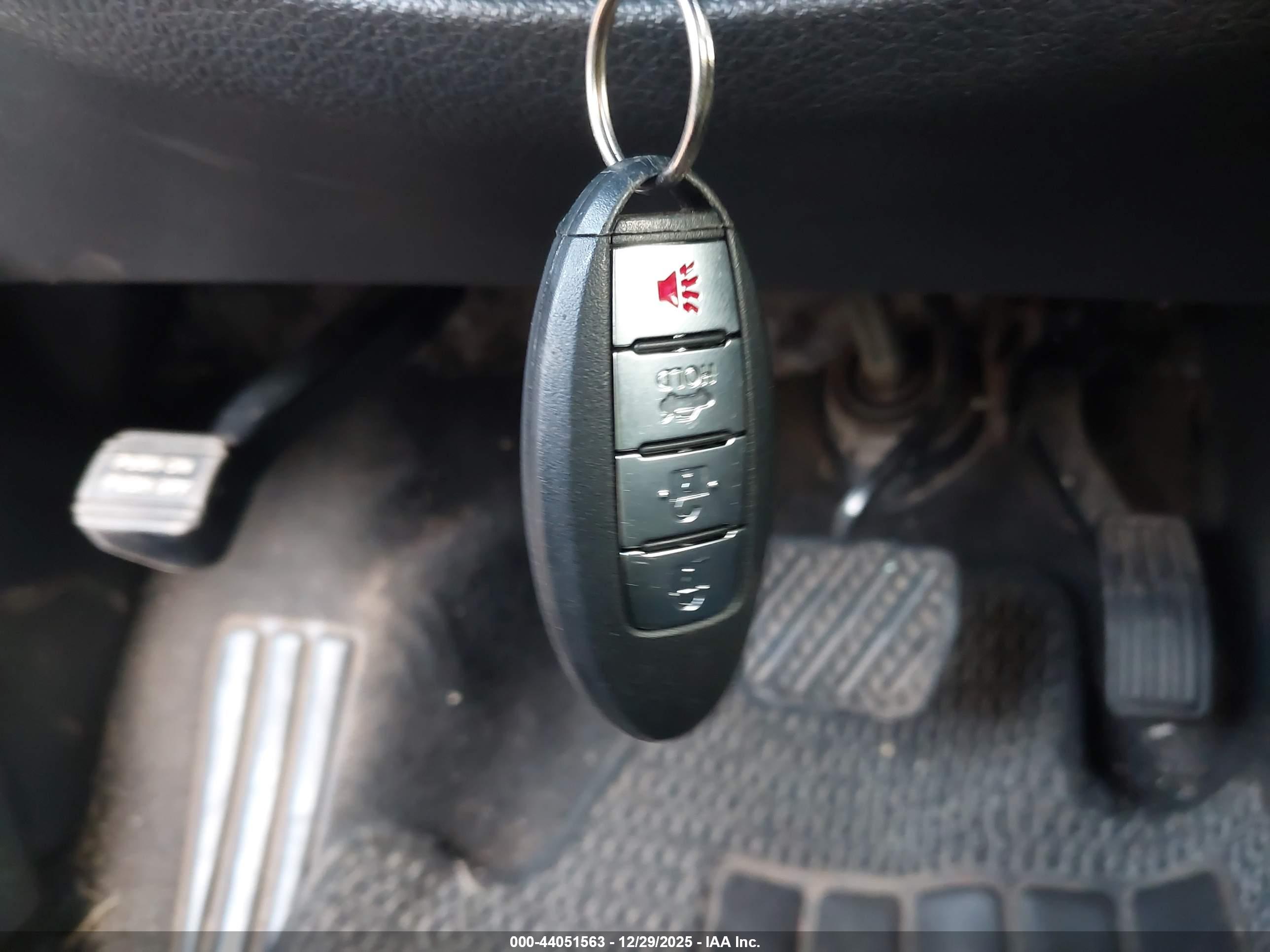 NISSAN ALTIMA image 11