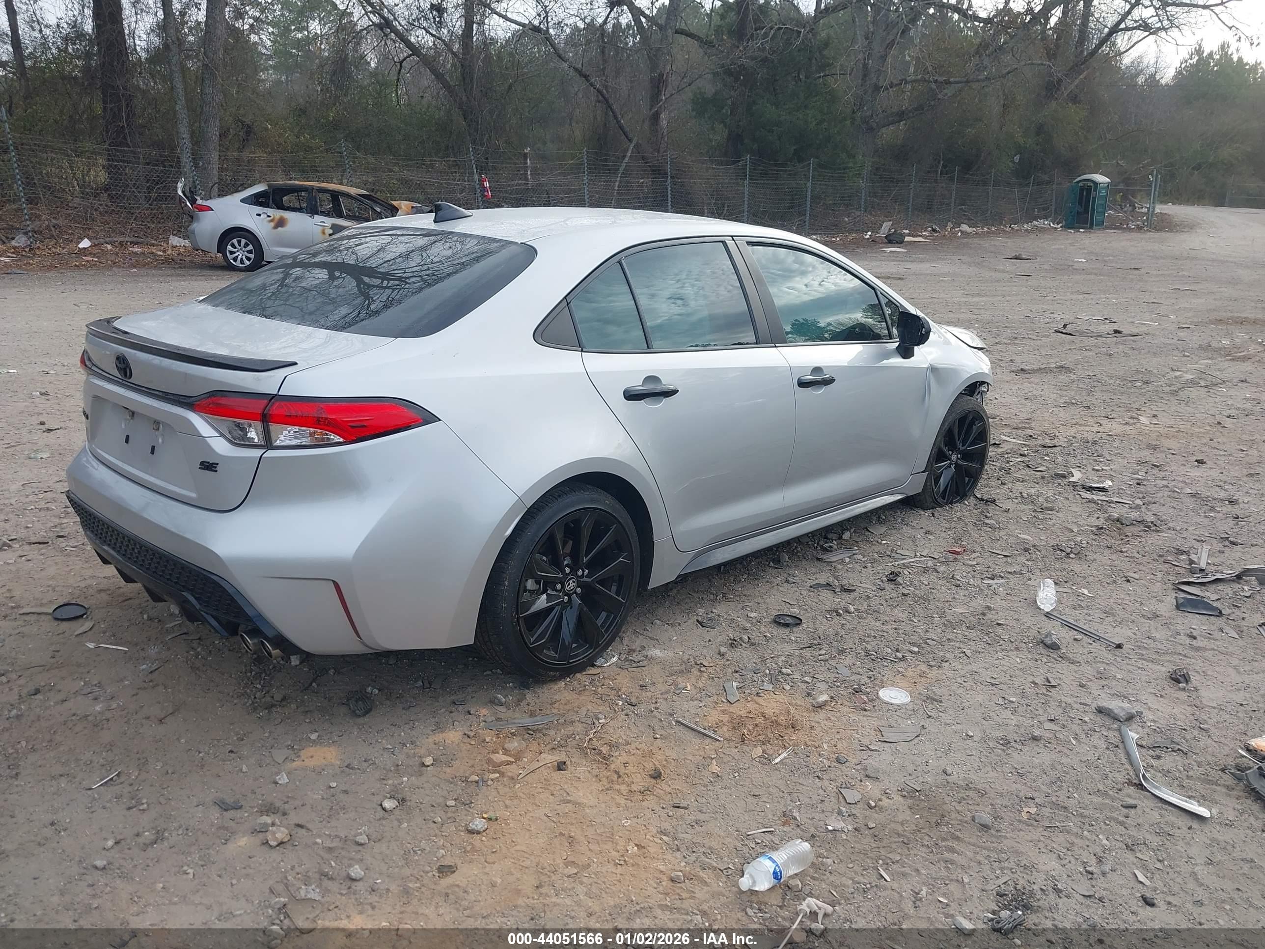 TOYOTA COROLLA image 4