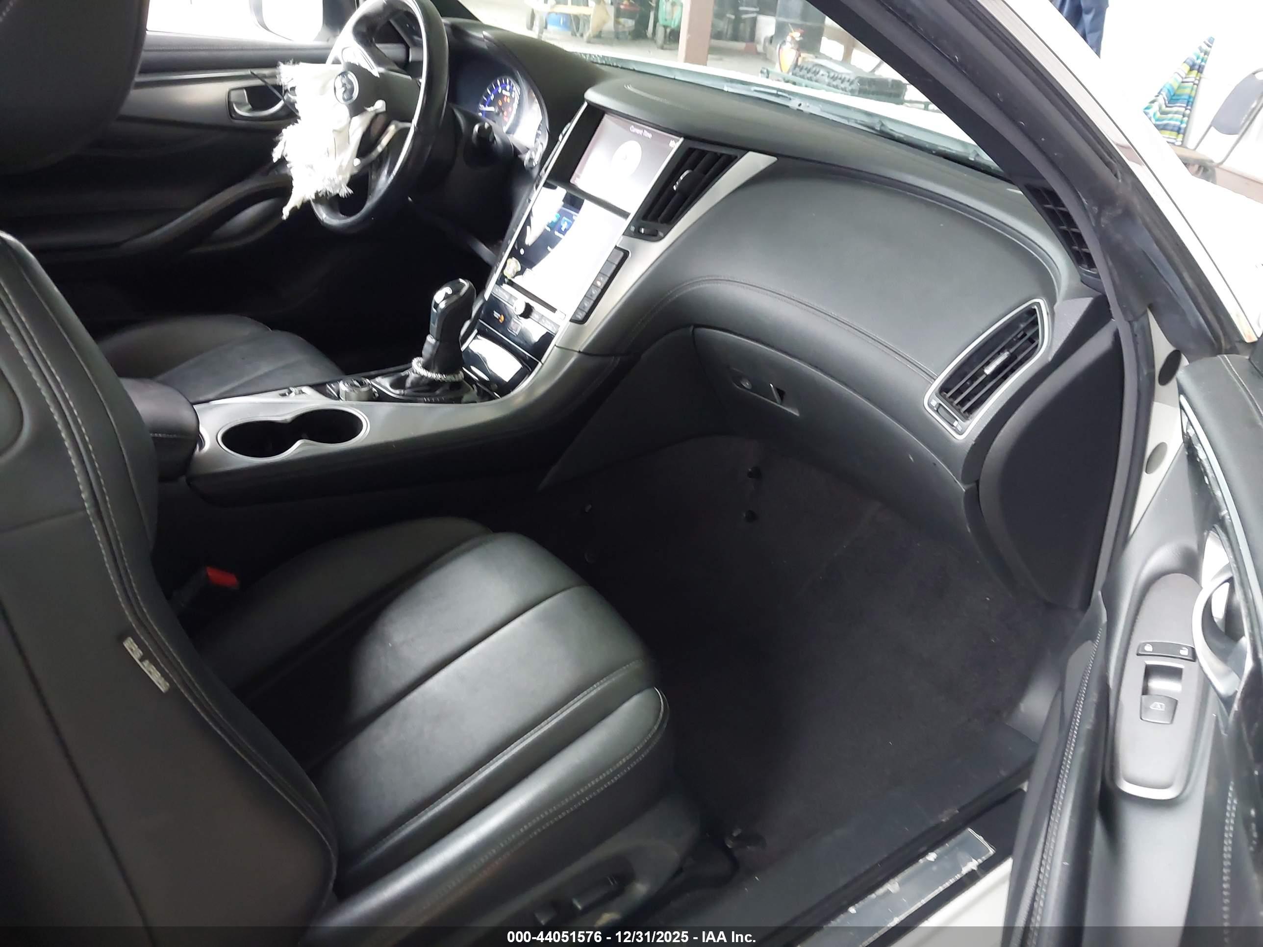 INFINITI Q60 image 5