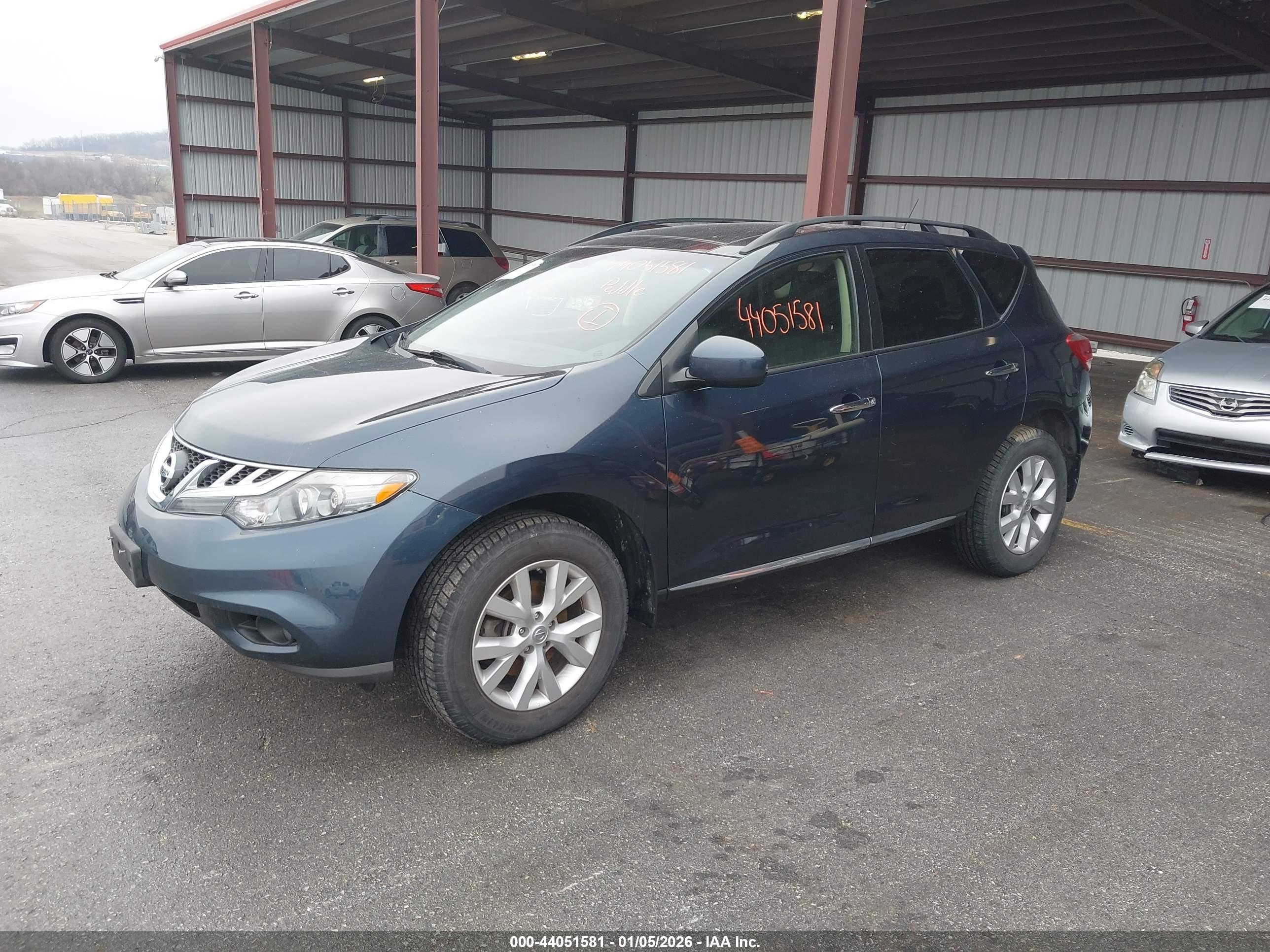 NISSAN MURANO image 2