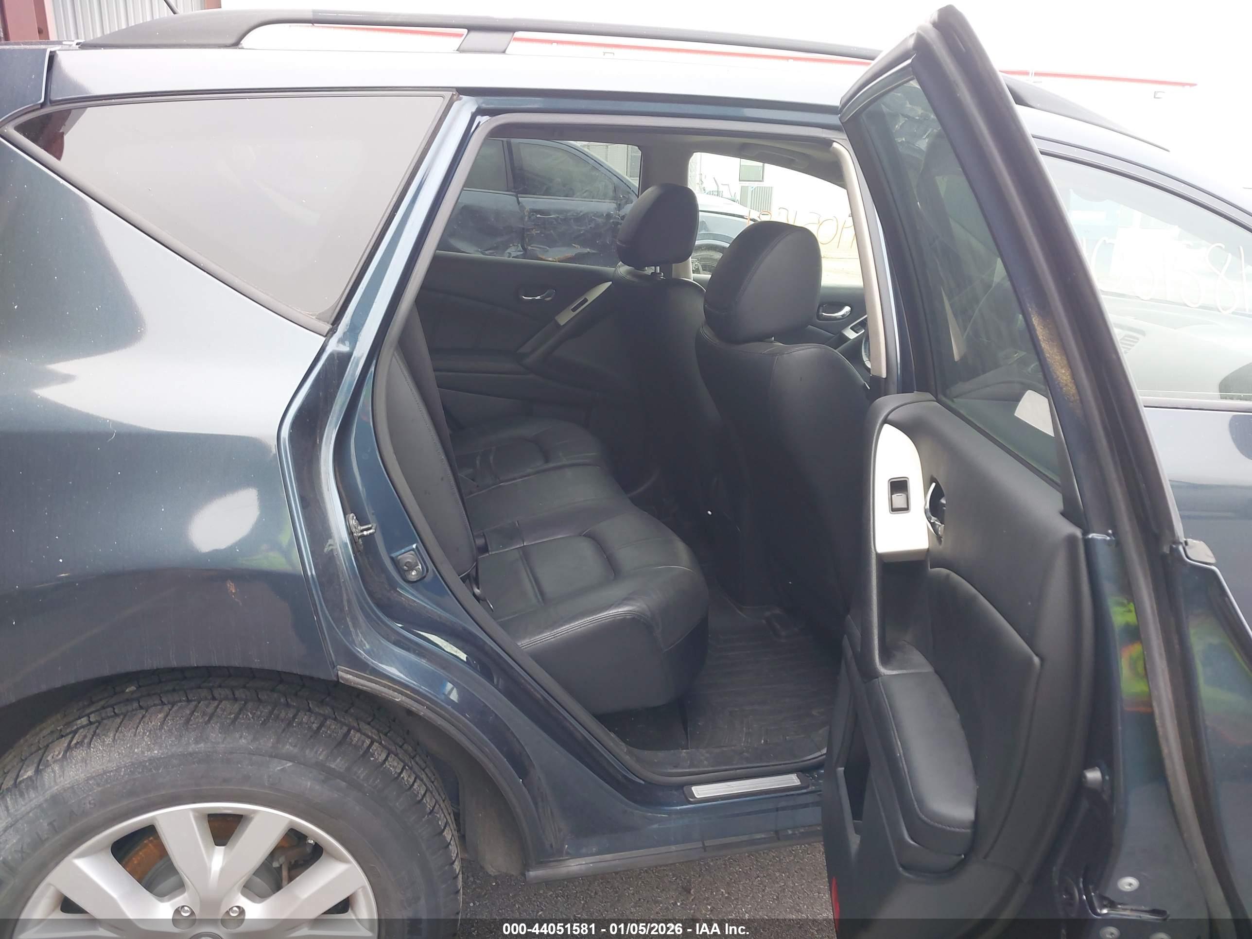 NISSAN MURANO image 8