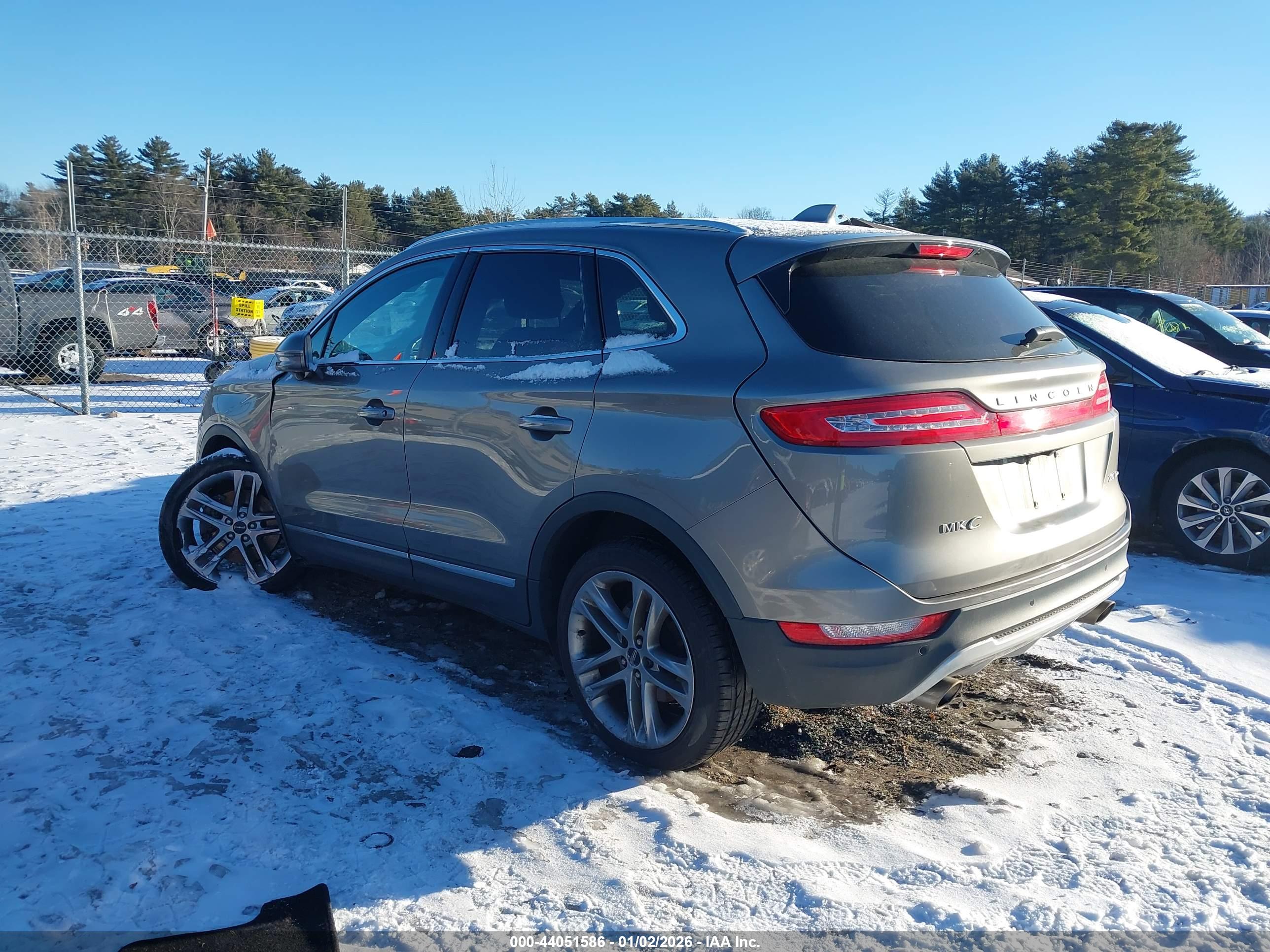 LINCOLN MKC image 3