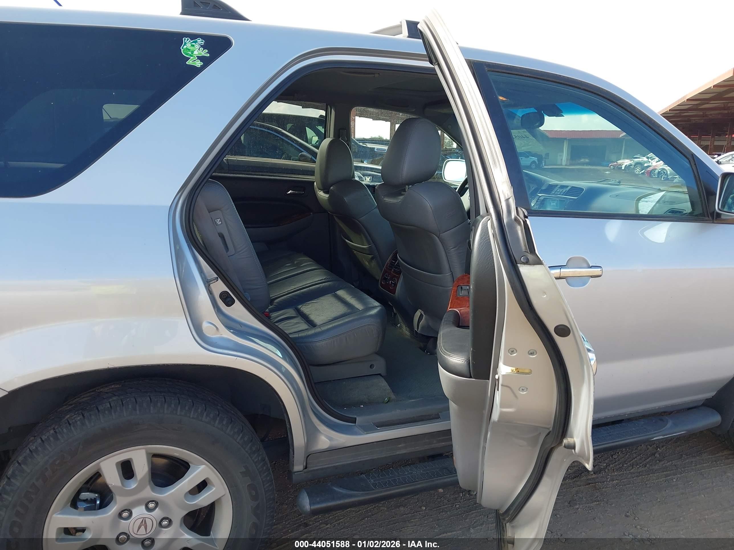 ACURA MDX image 8